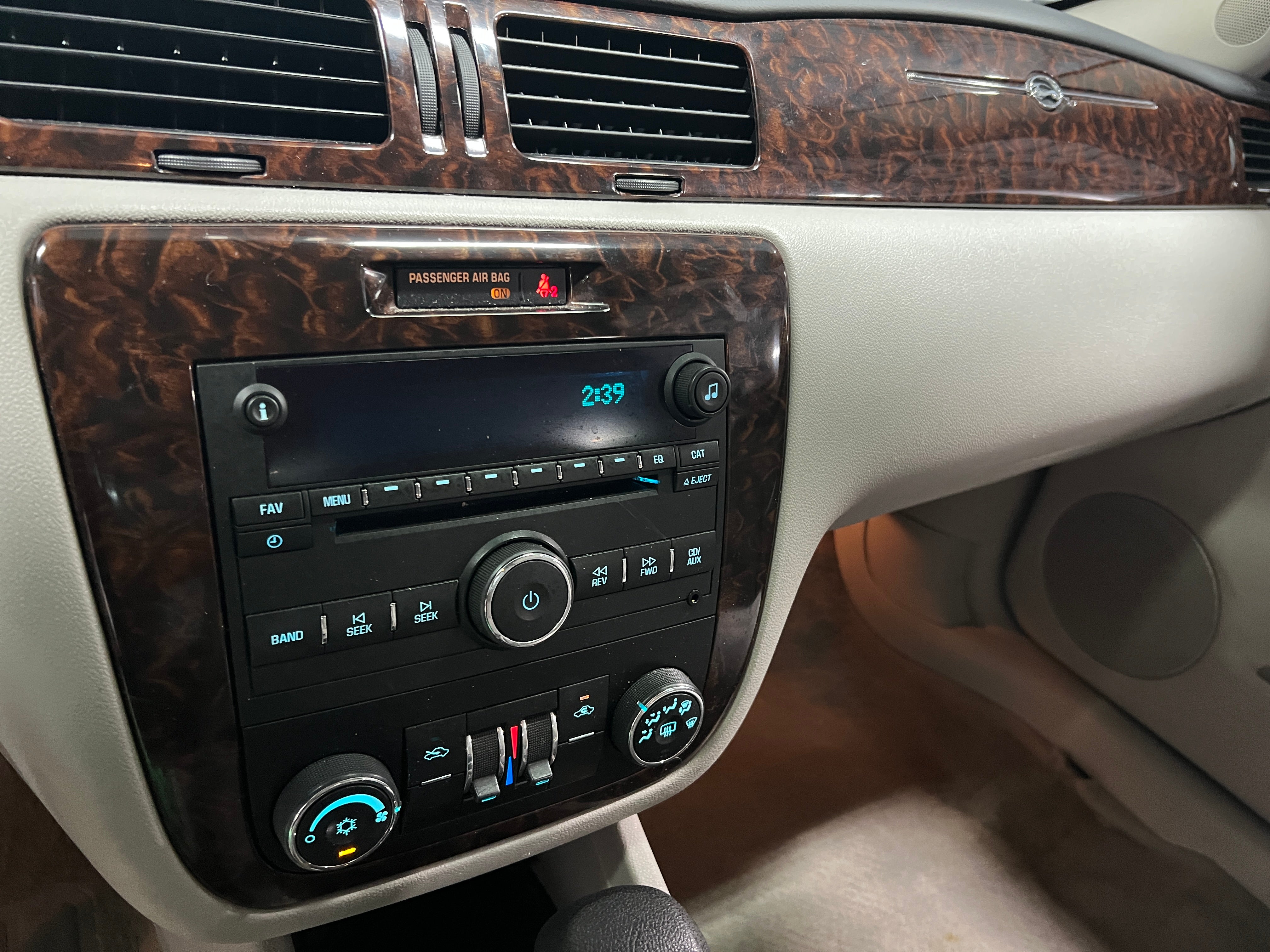 2016 Chevrolet Impala LT 4
