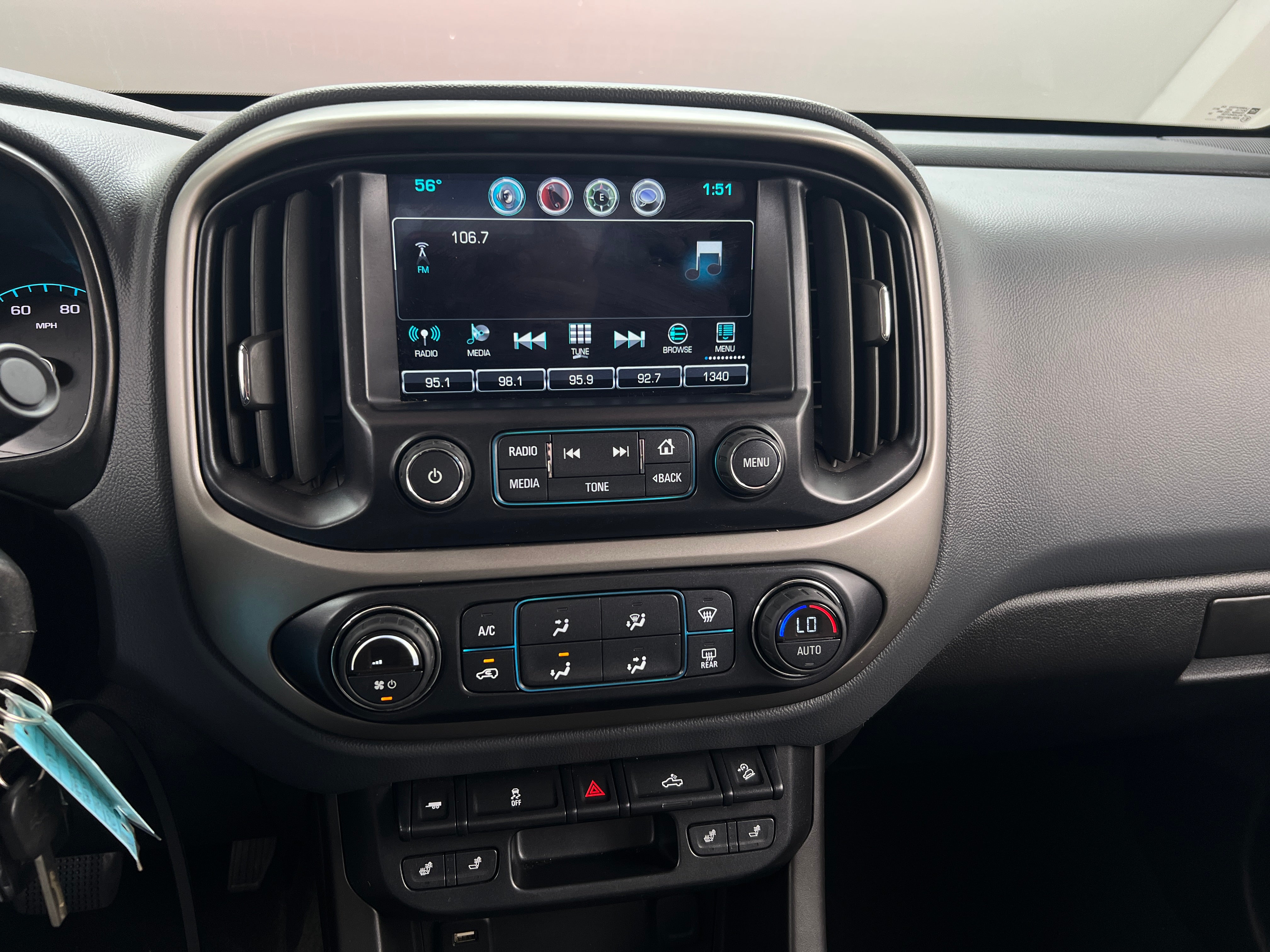 Thumbnail: 2016 Chevrolet Colorado - 4