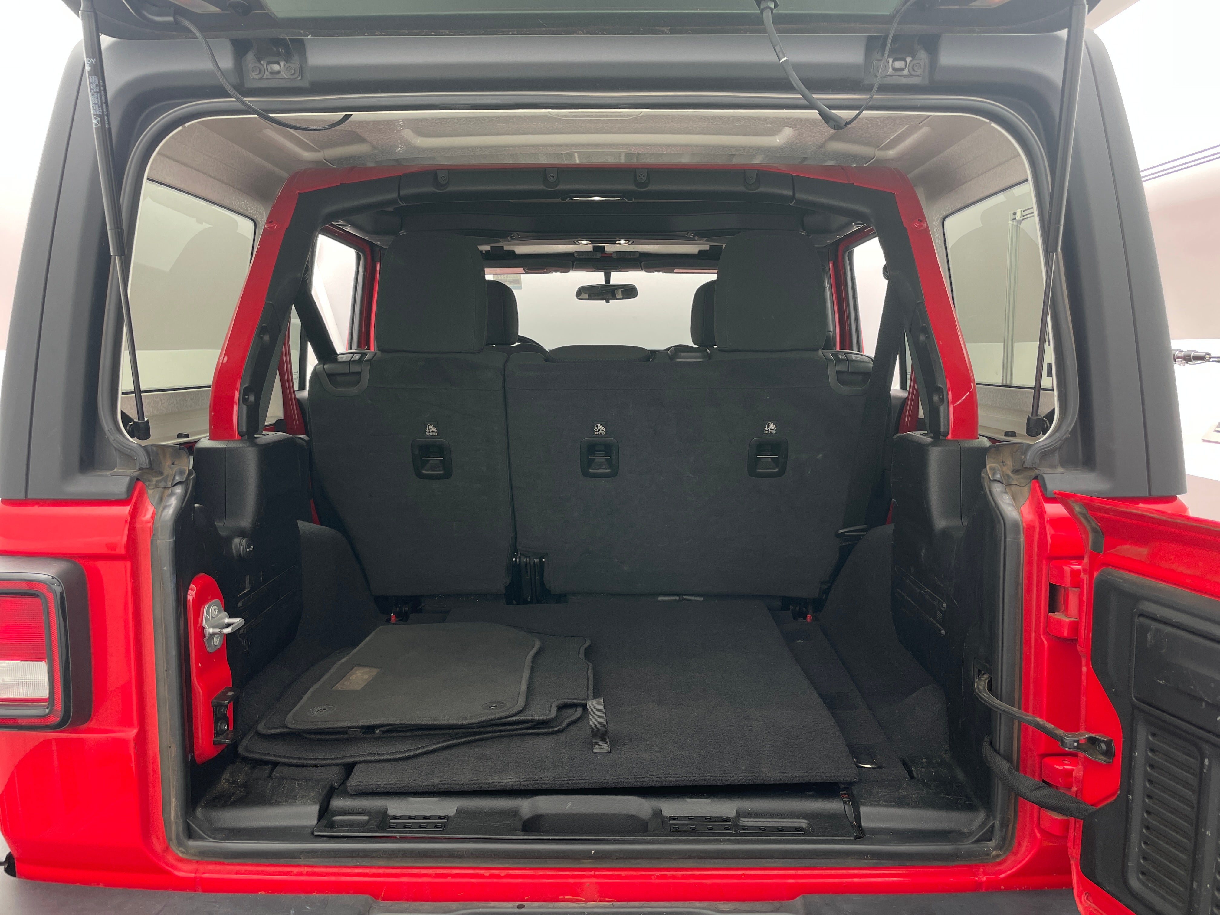 Thumbnail: 2021 Jeep Wrangler - 7