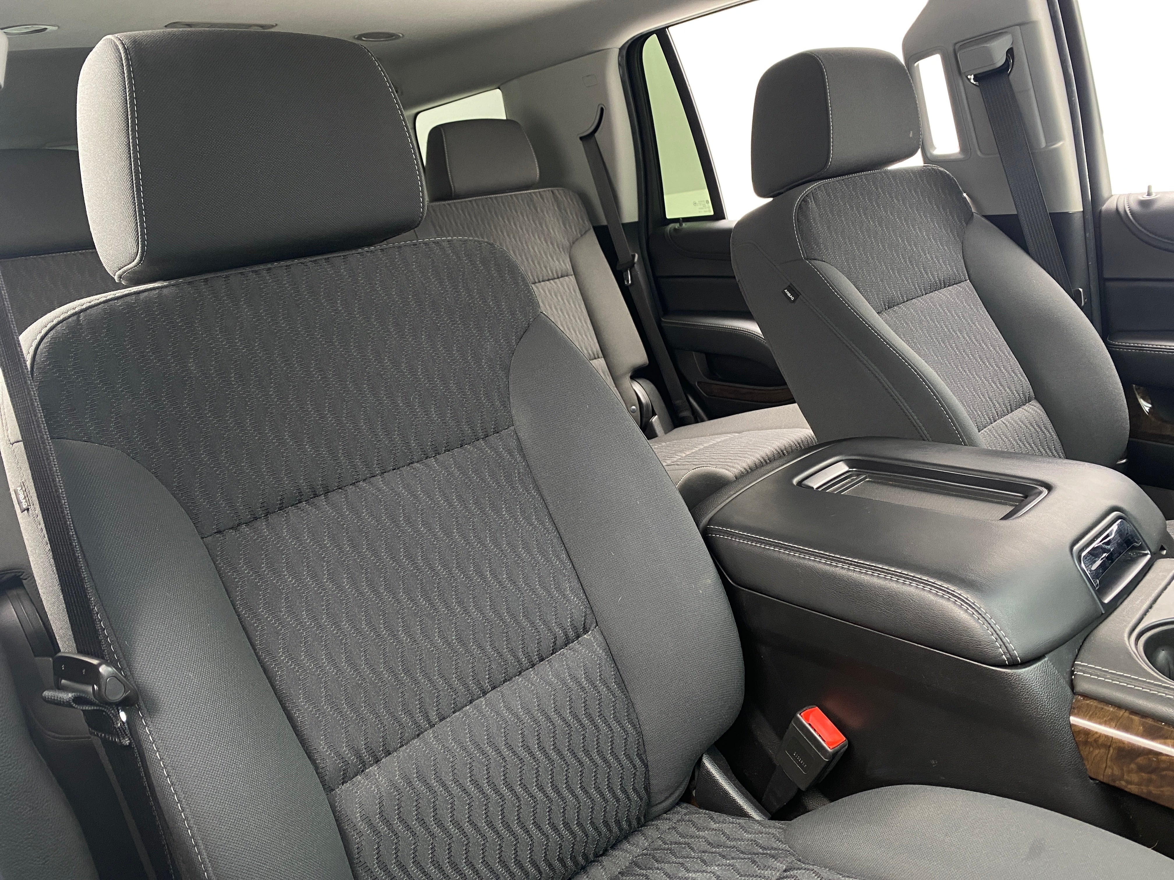 Thumbnail: 2019 Chevrolet Tahoe - 2