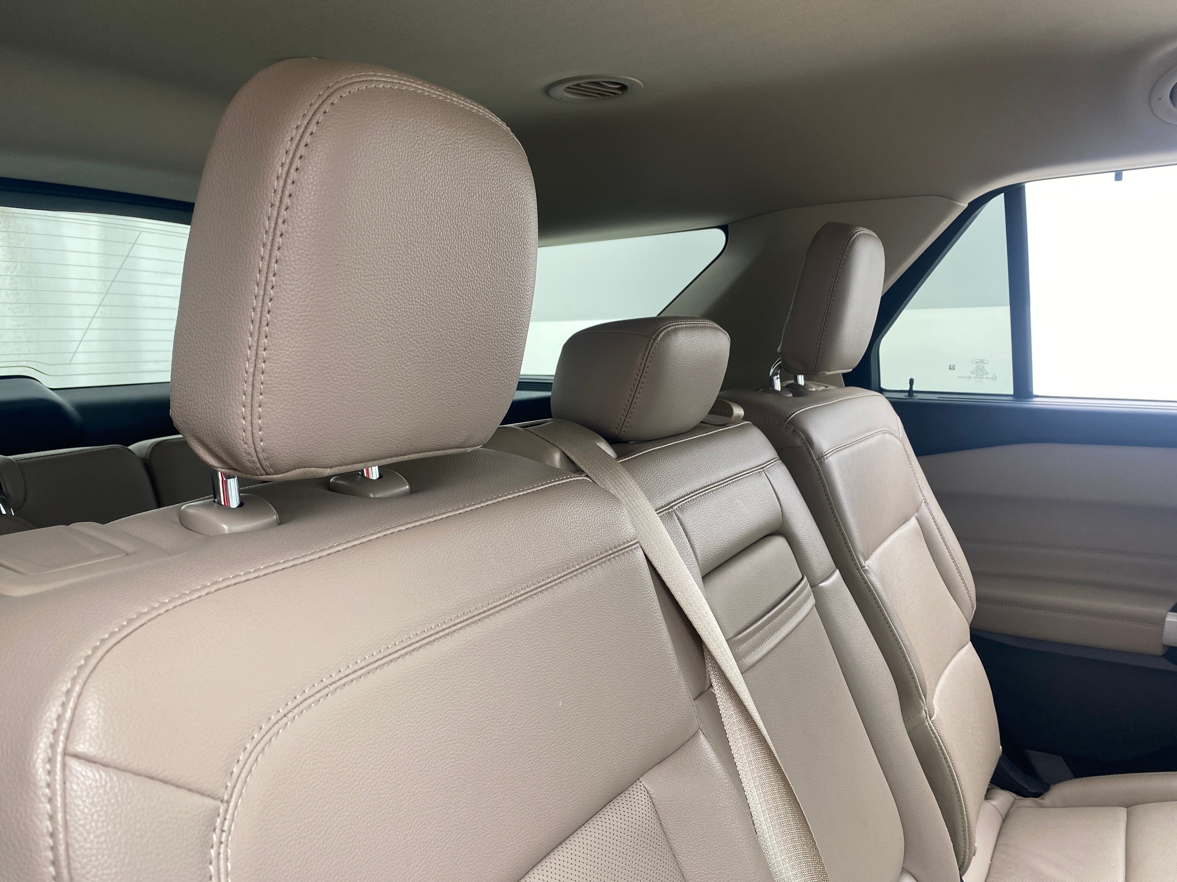 Thumbnail: 2022 Ford Explorer - 6