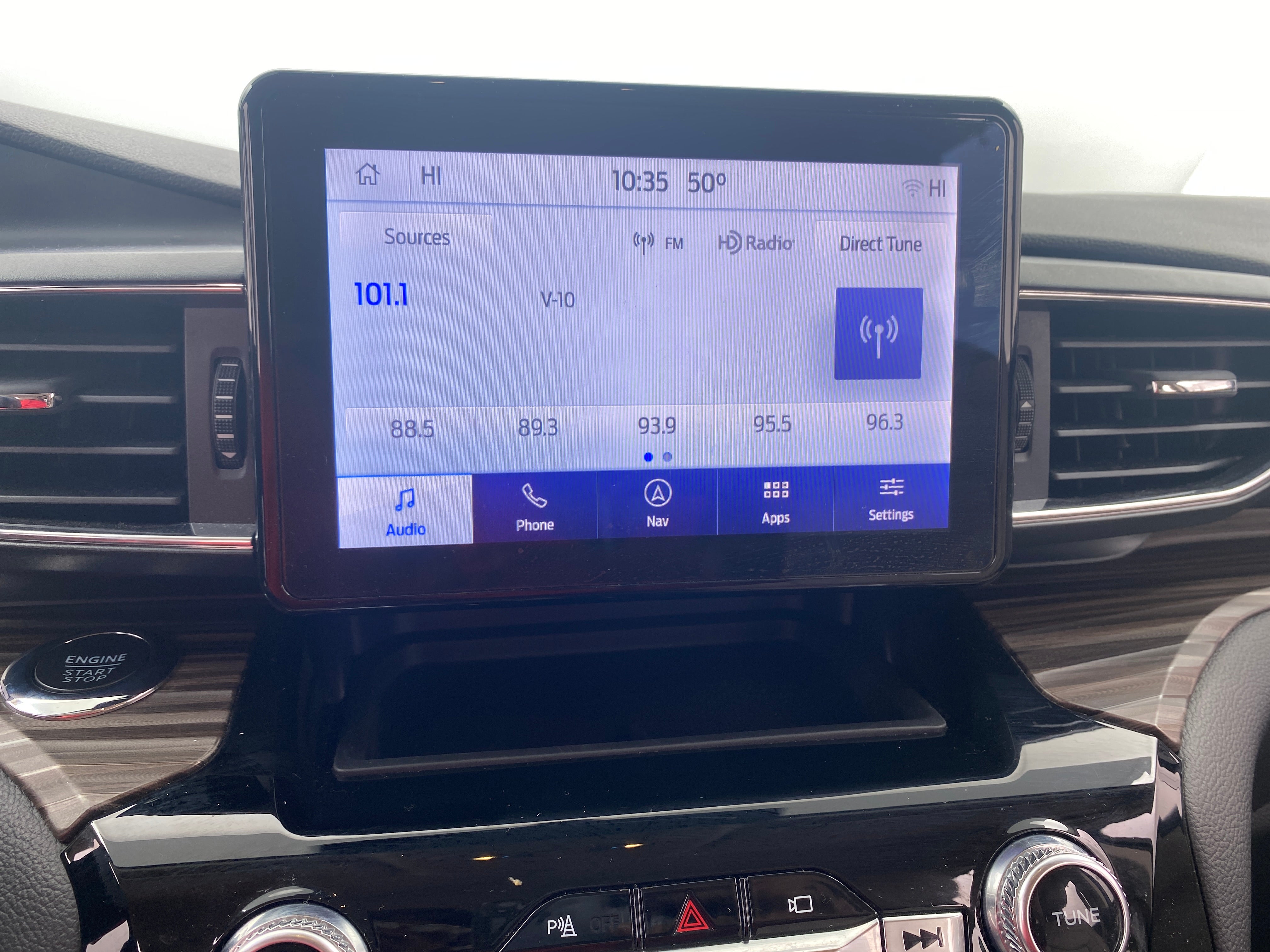 Thumbnail: 2022 Ford Explorer - 4