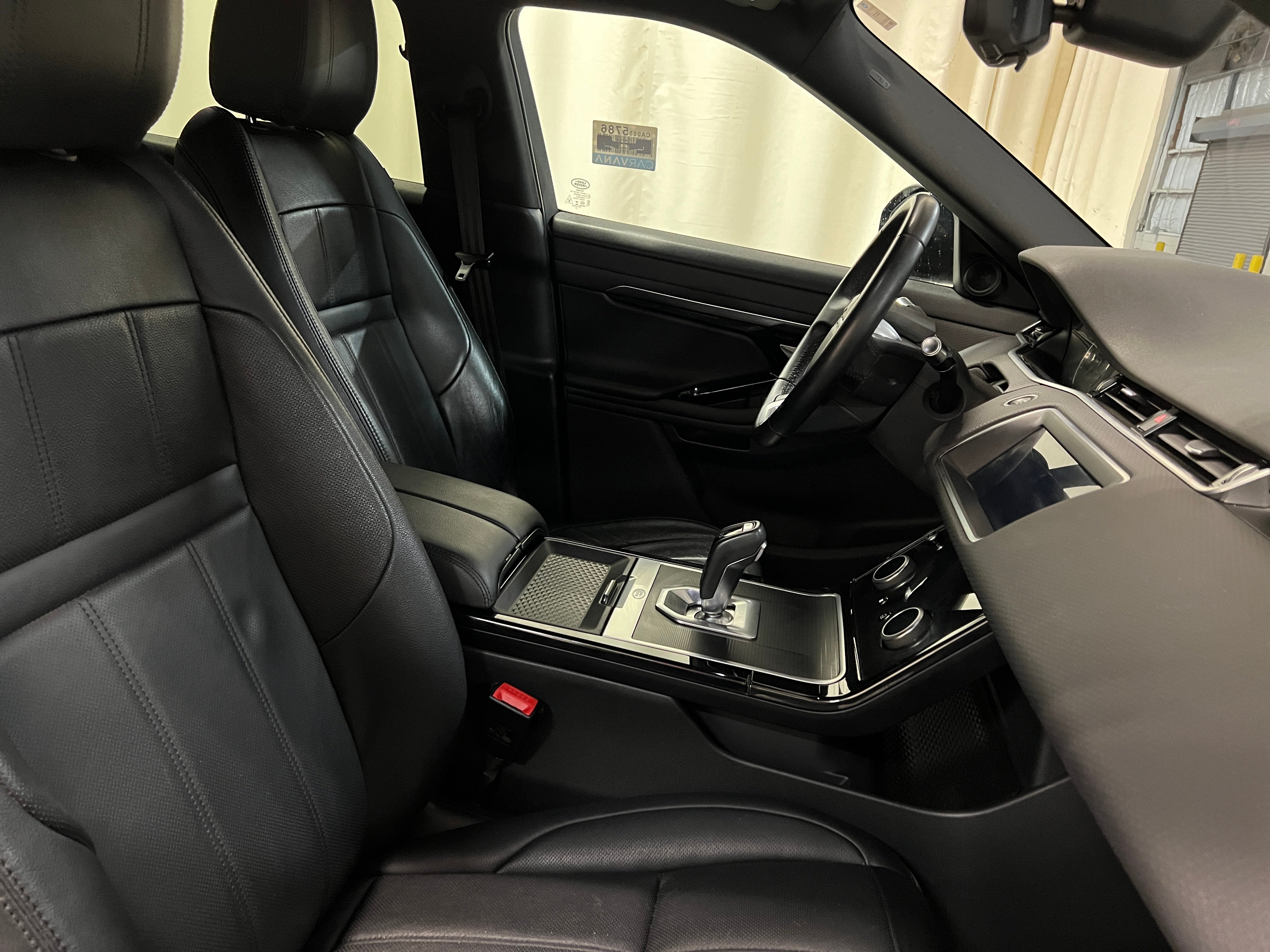 Thumbnail: 2020 Land Rover Range Rover Evoque - 2