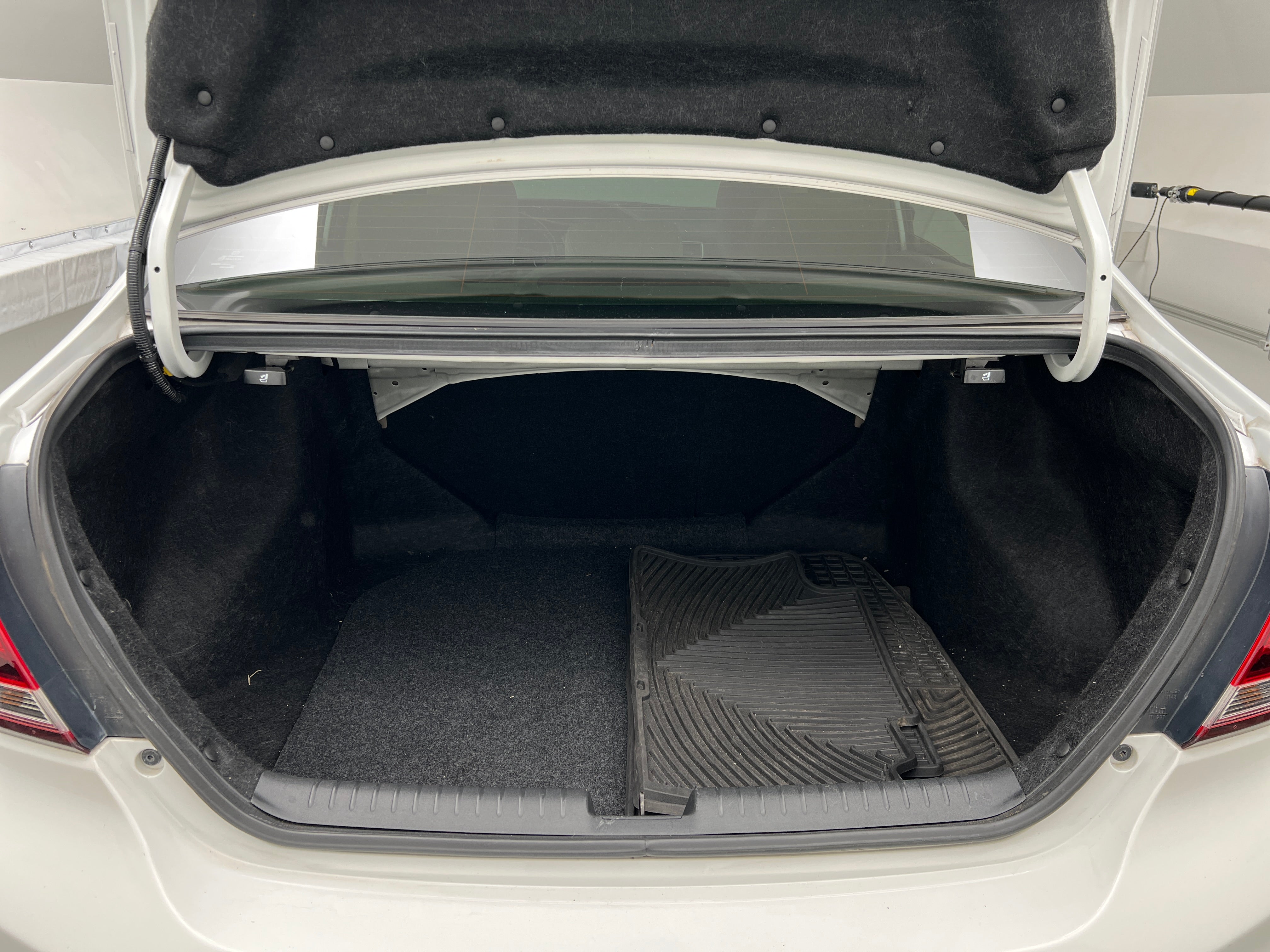 Thumbnail: 2014 Honda Civic - 6