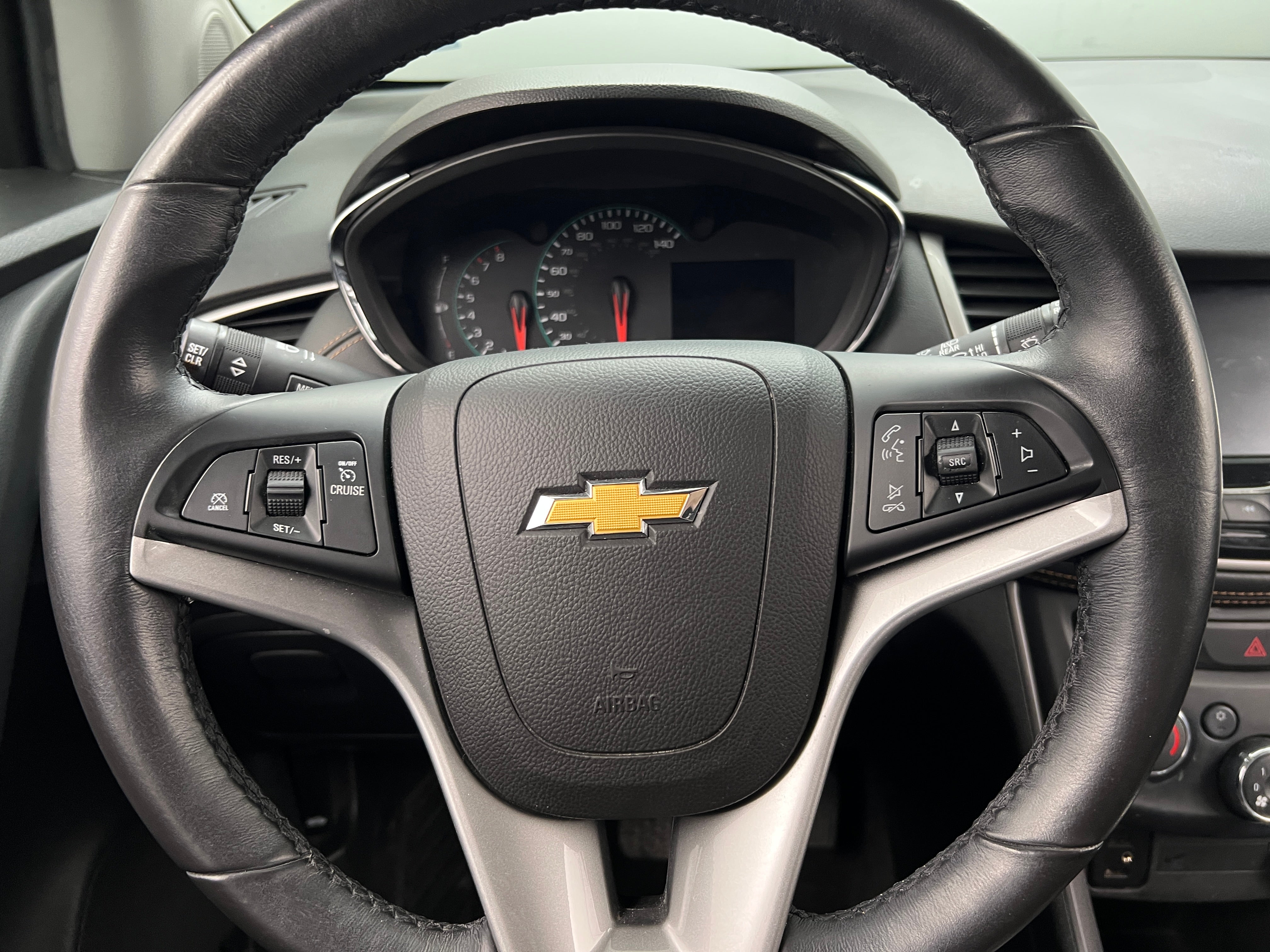 Thumbnail: 2017 Chevrolet Trax - 5