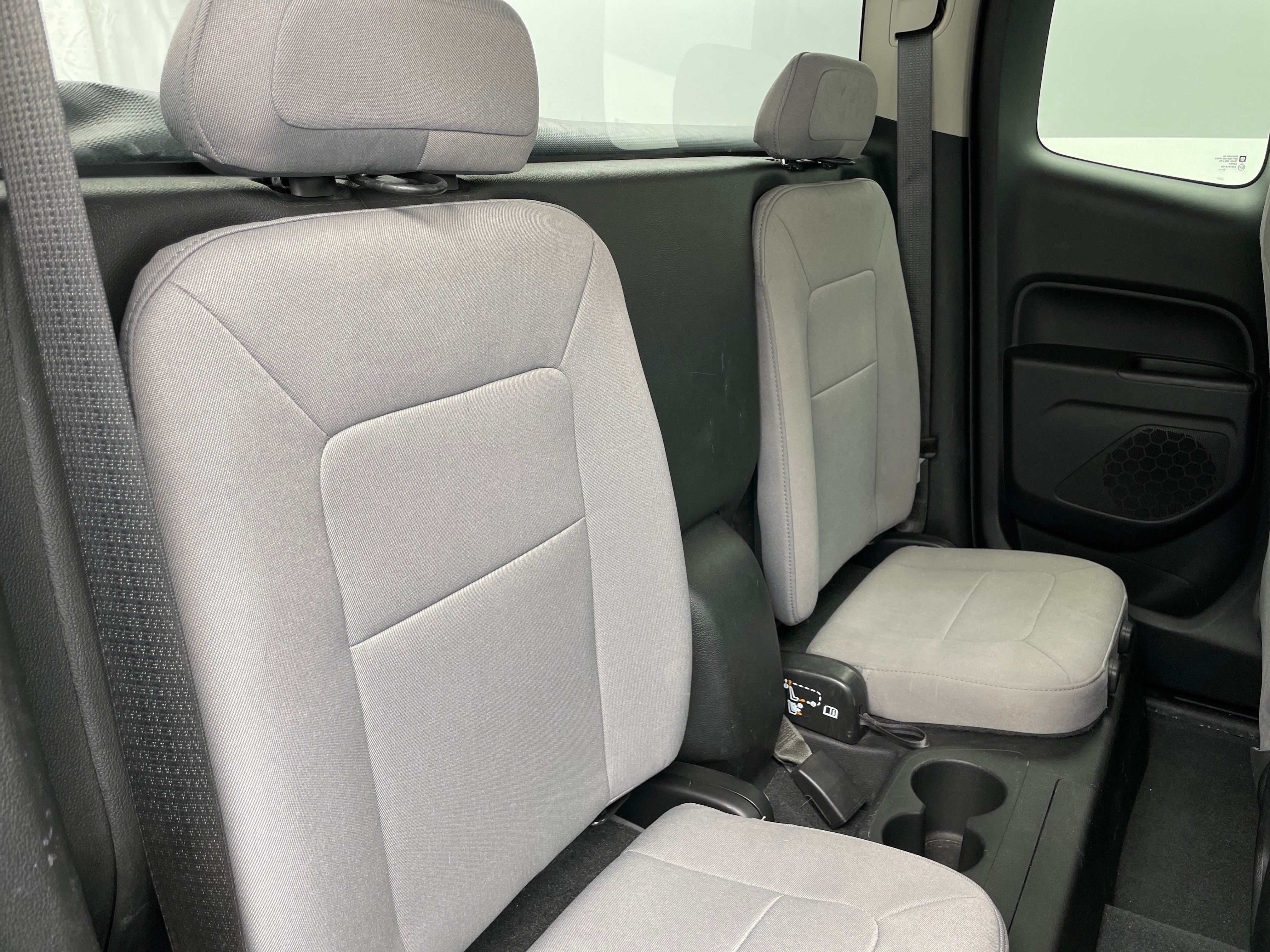 Thumbnail: 2021 Chevrolet Colorado - 6