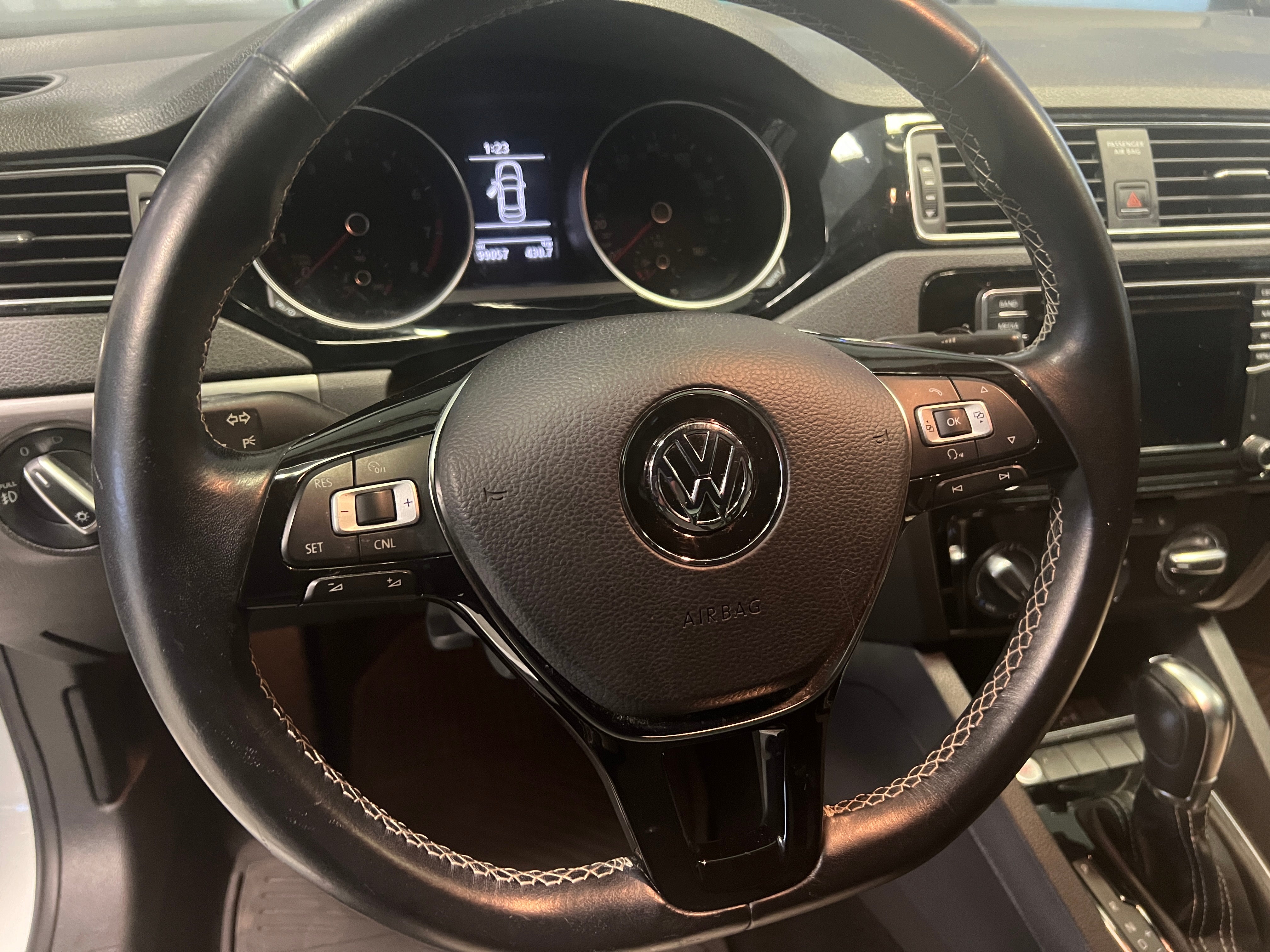 Thumbnail: 2016 Volkswagen Jetta - 5