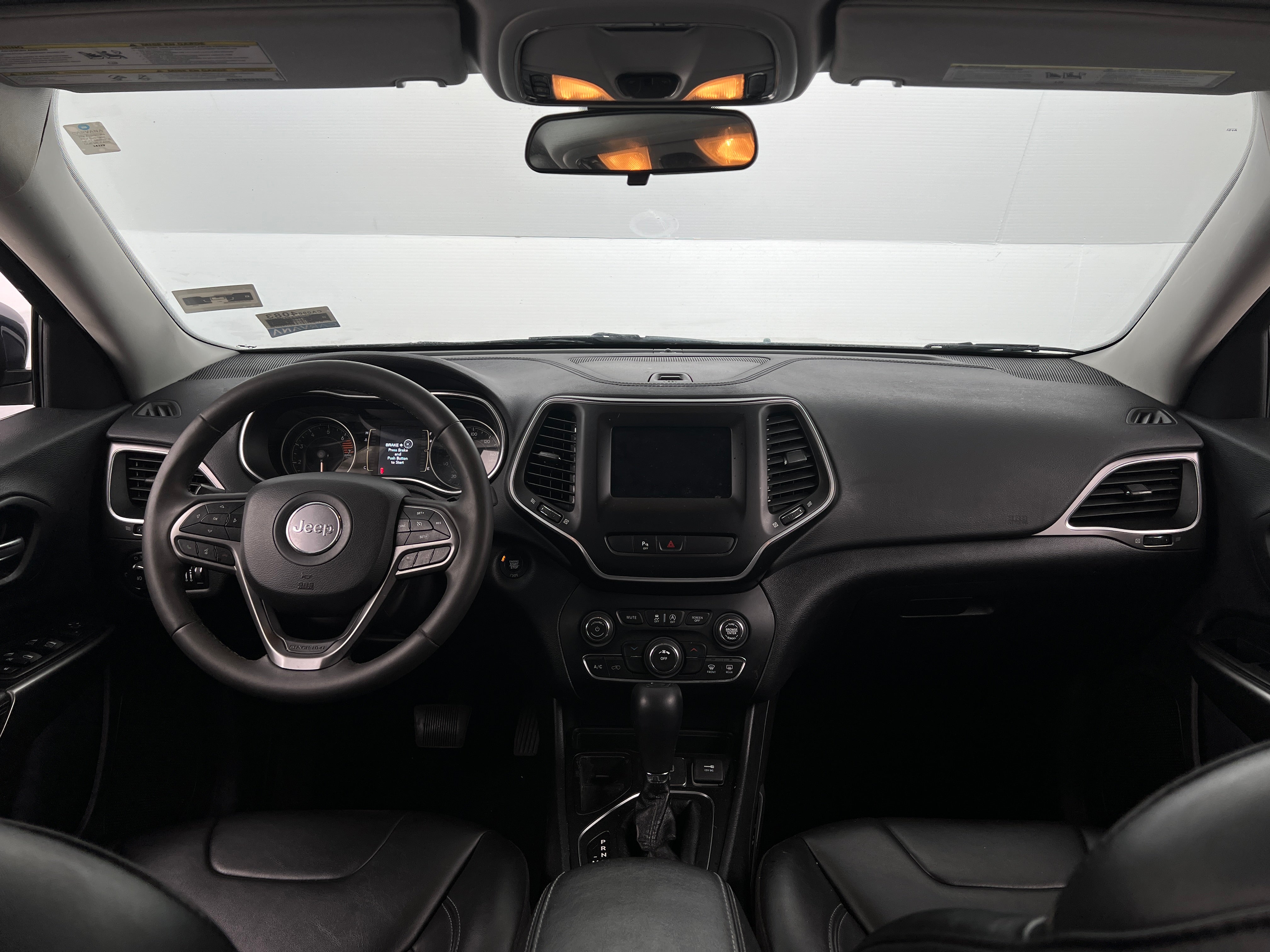 Thumbnail: 2020 Jeep Cherokee - 3