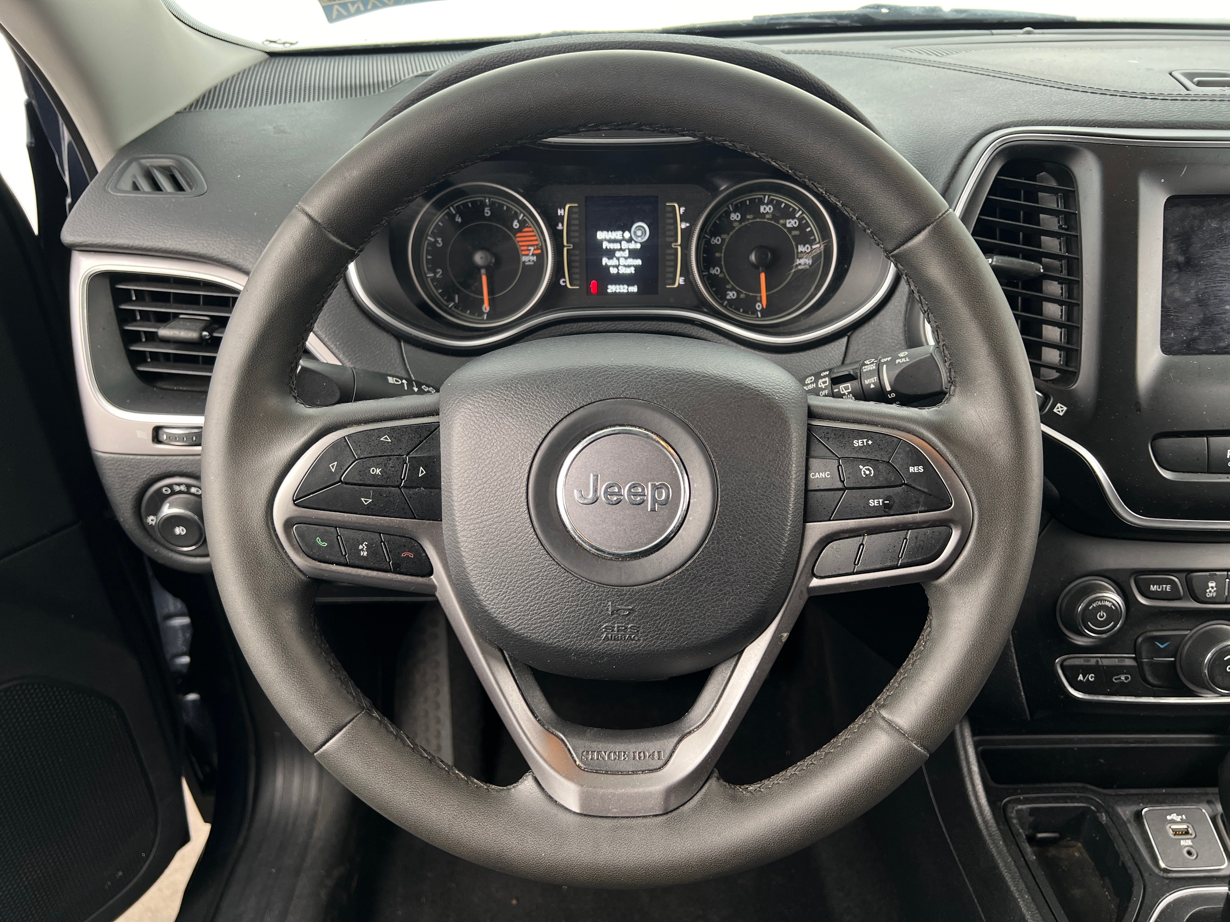 Thumbnail: 2020 Jeep Cherokee - 5