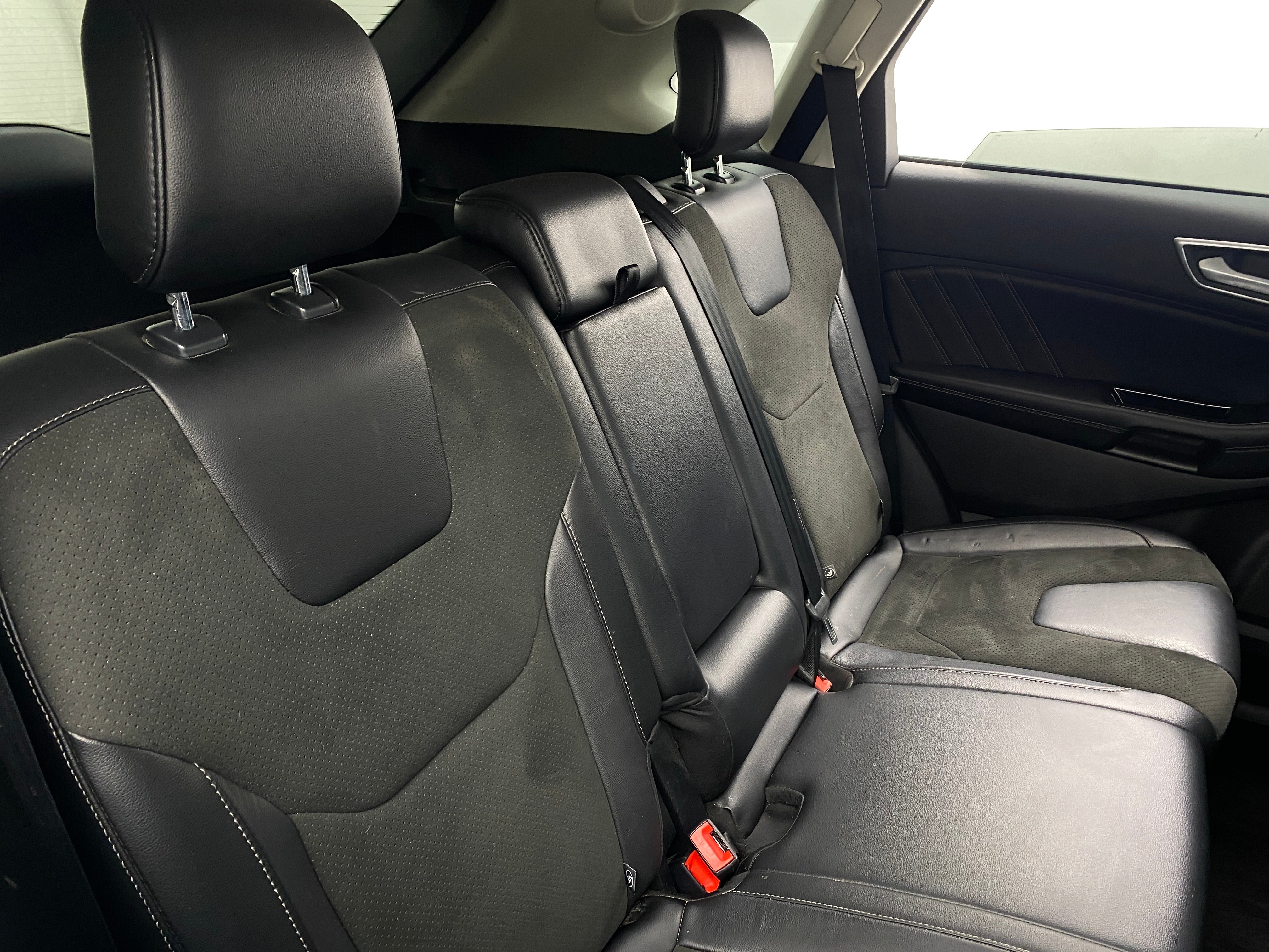 Thumbnail: 2016 Ford Edge - 6