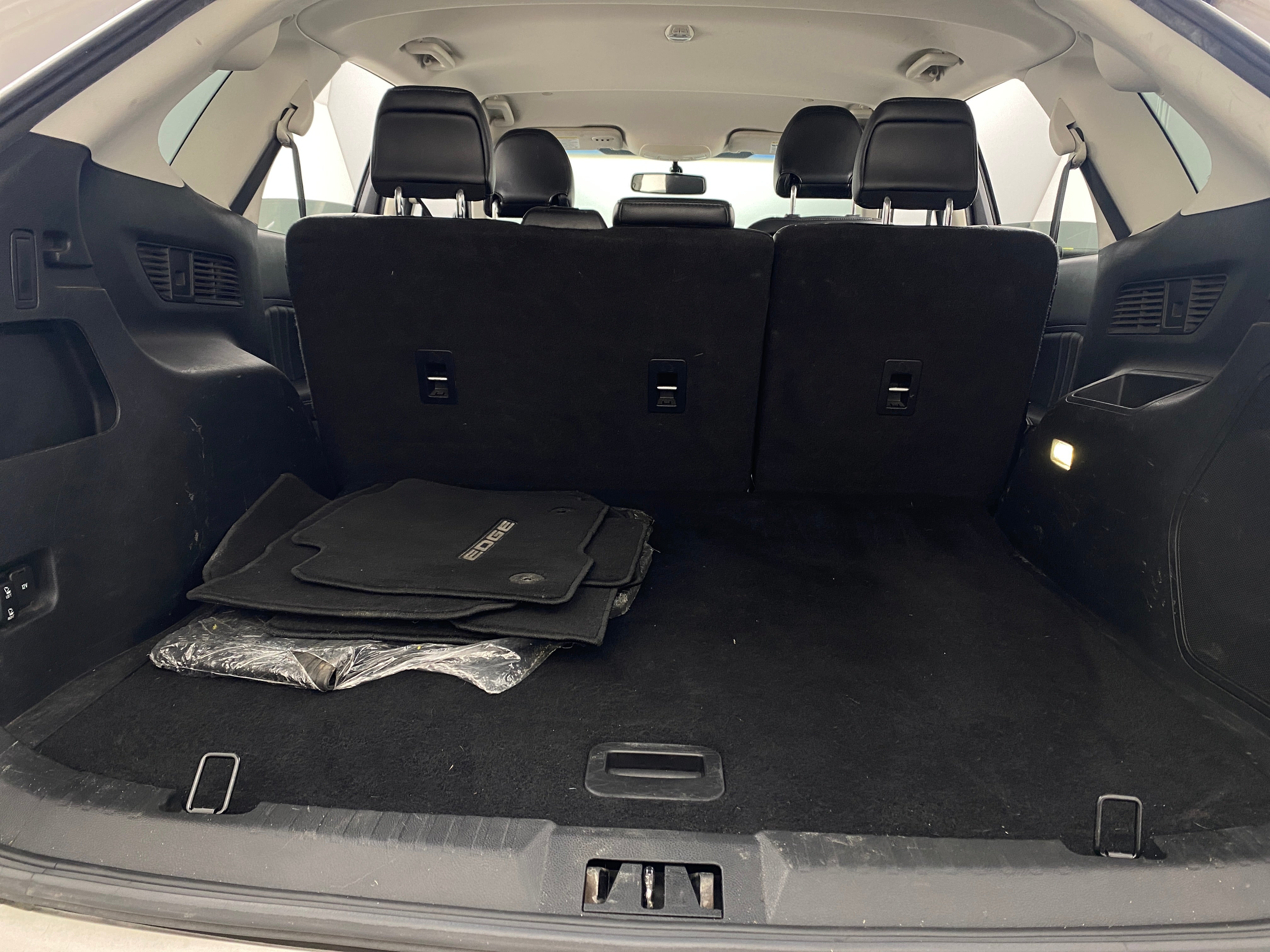 Thumbnail: 2016 Ford Edge - 7