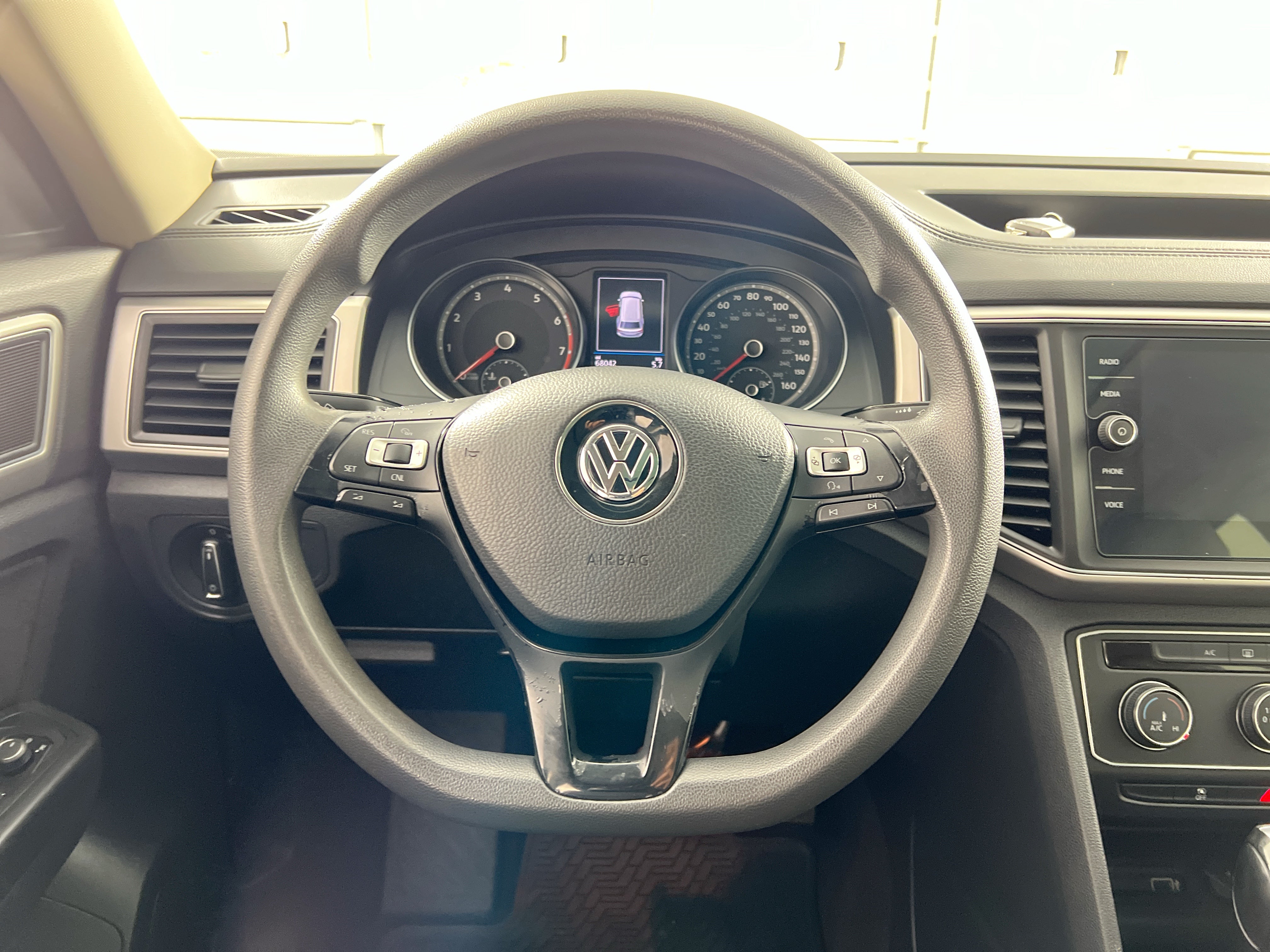 Thumbnail: 2018 Volkswagen Atlas - 5