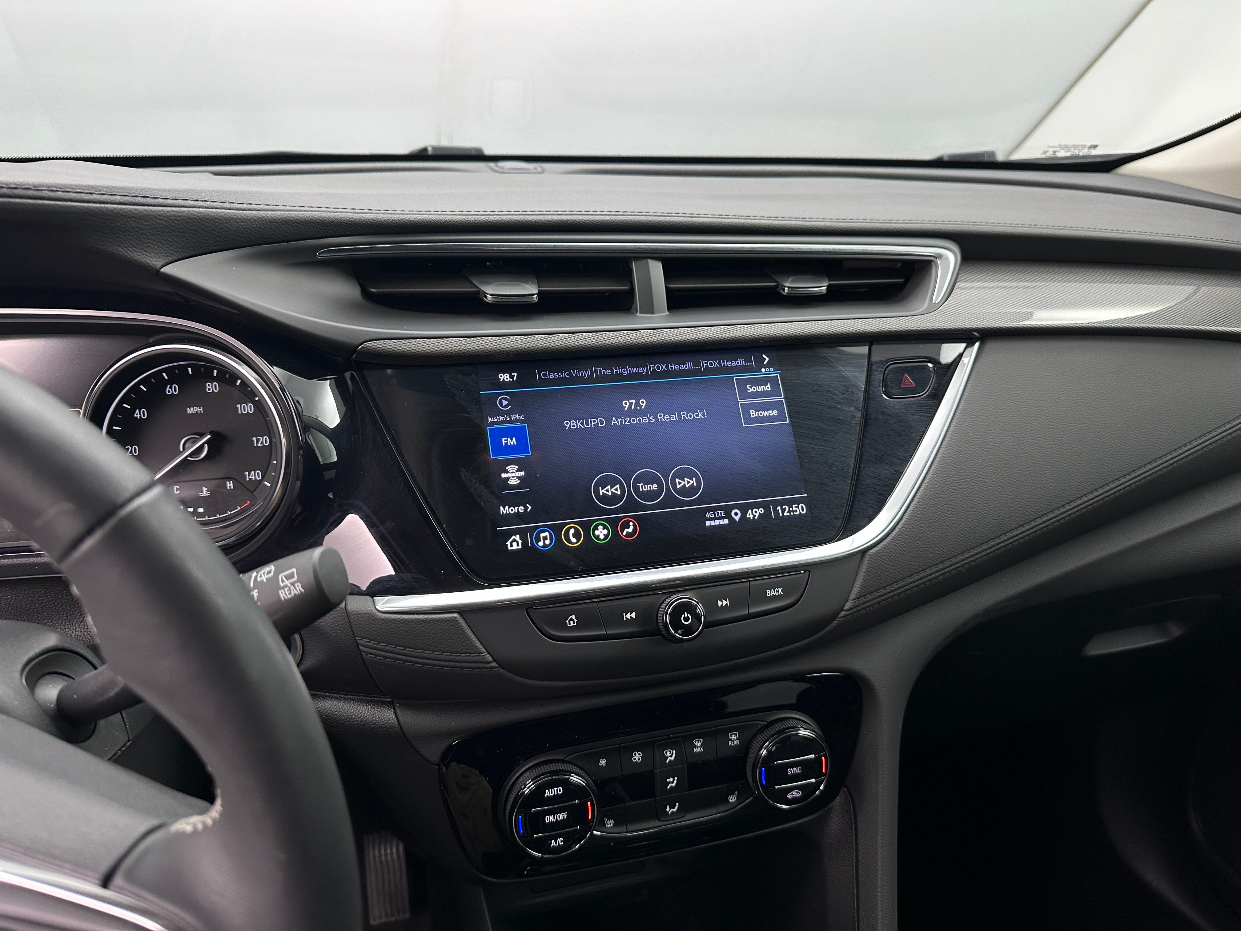 Thumbnail: 2023 Buick Encore GX - 4