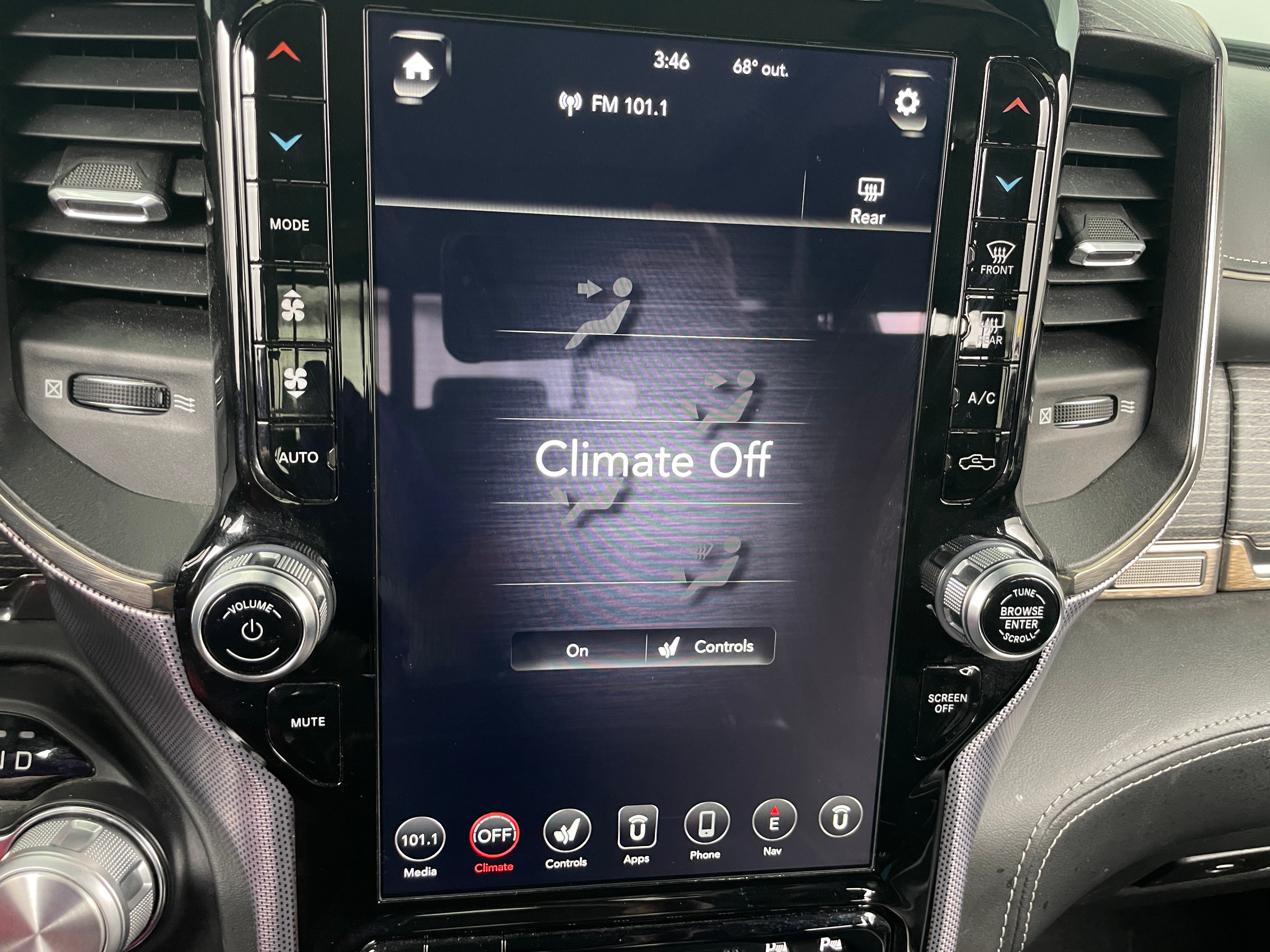 Thumbnail: 2019 RAM 1500 - 4