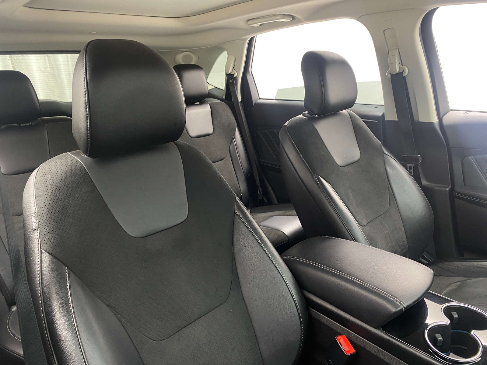 Thumbnail: 2015 Ford Edge - 2