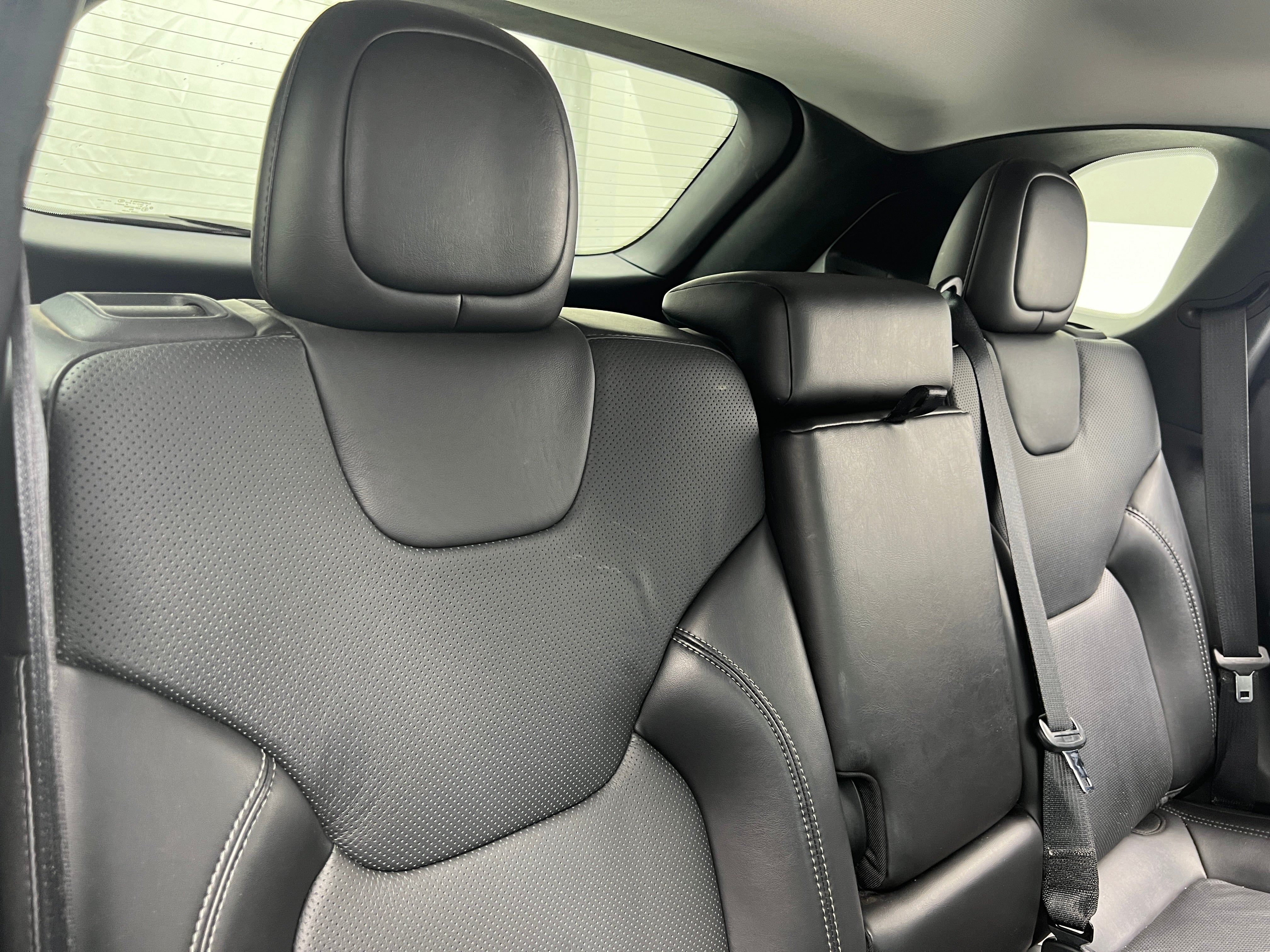 Thumbnail: 2021 Jeep Cherokee - 6