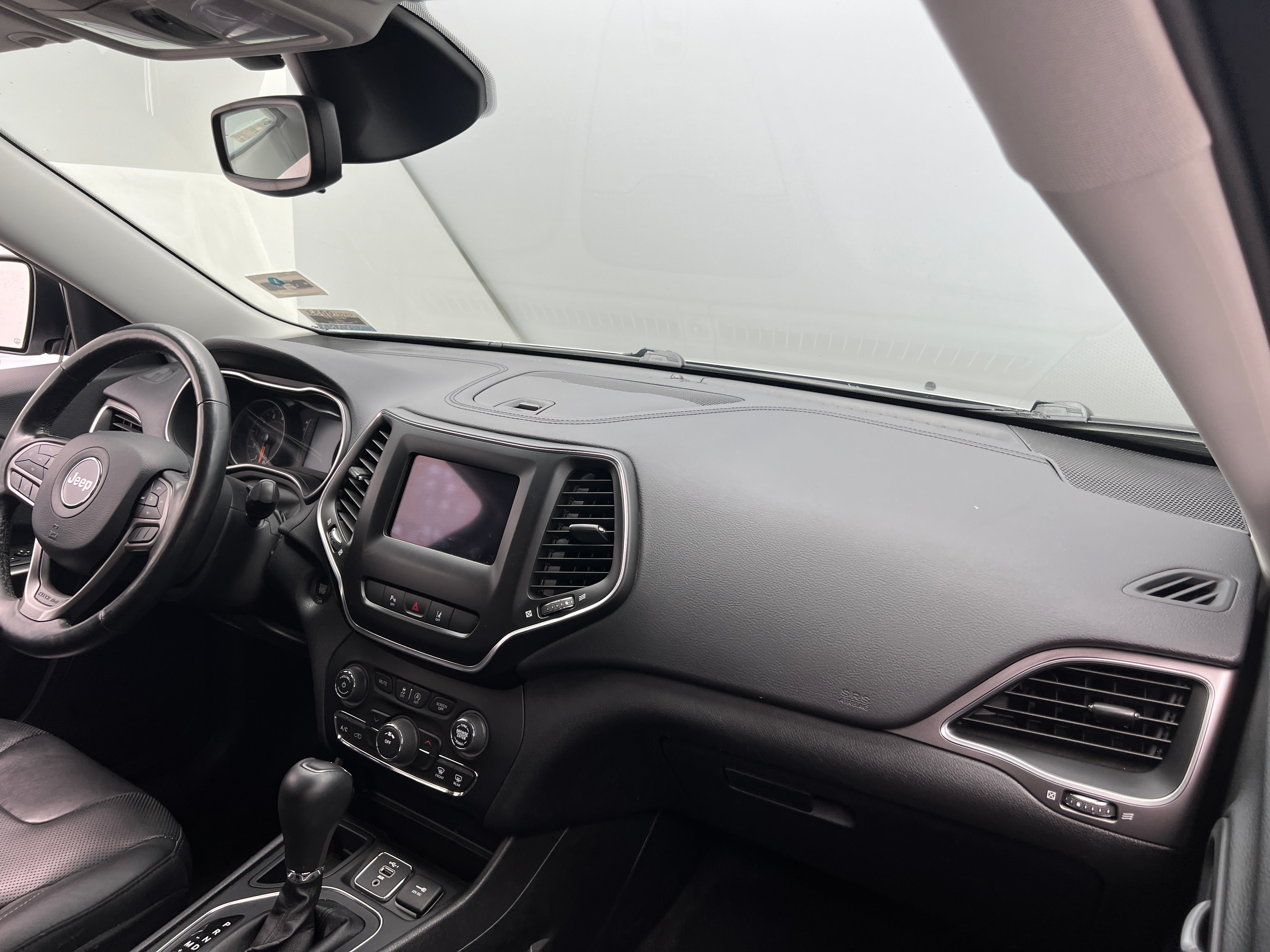 Thumbnail: 2021 Jeep Cherokee - 3