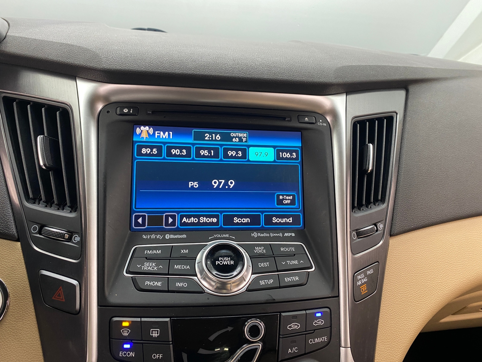 Thumbnail: 2014 Hyundai Sonata - 4