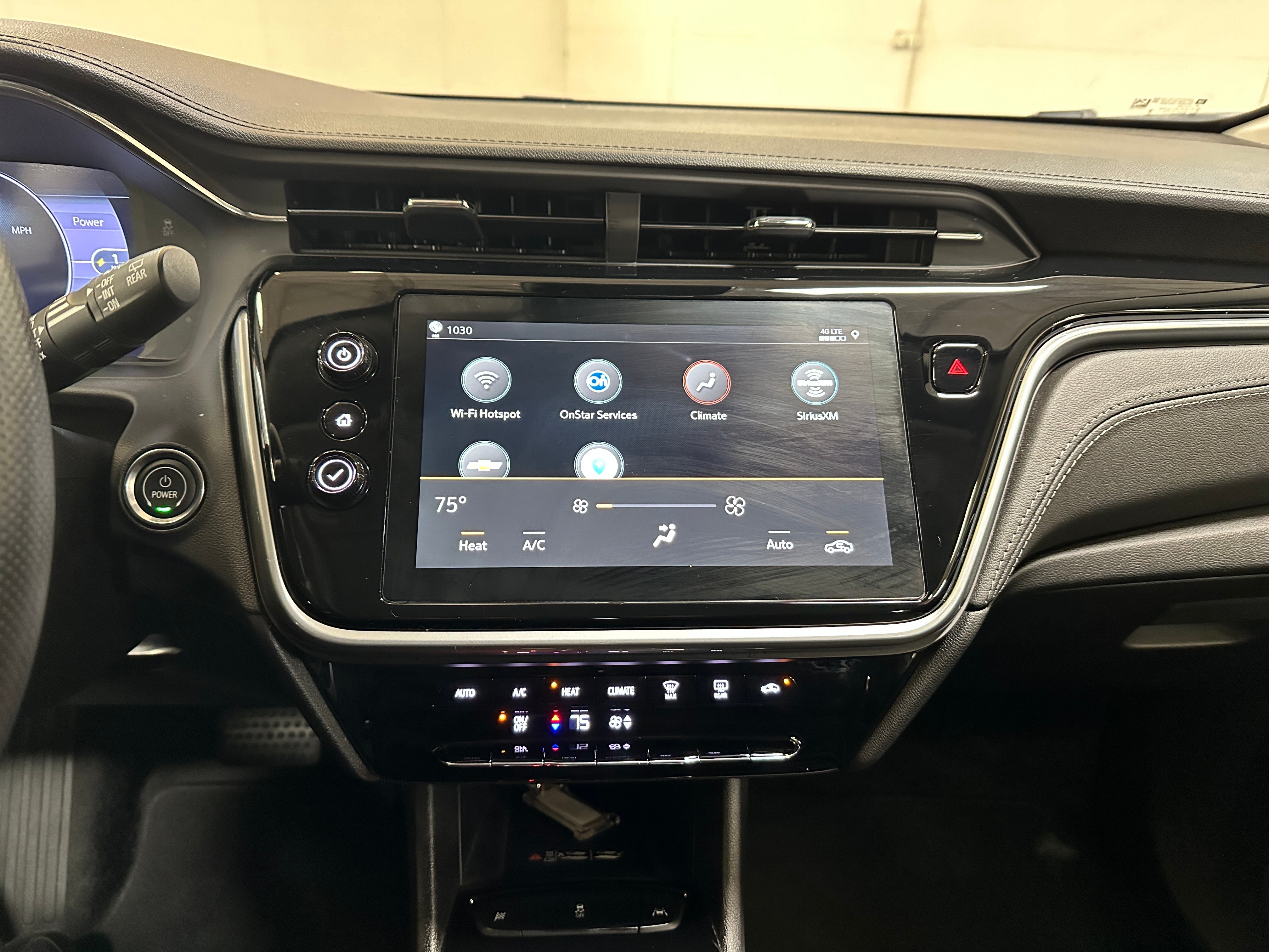 Thumbnail: 2023 Chevrolet Bolt EUV - 4