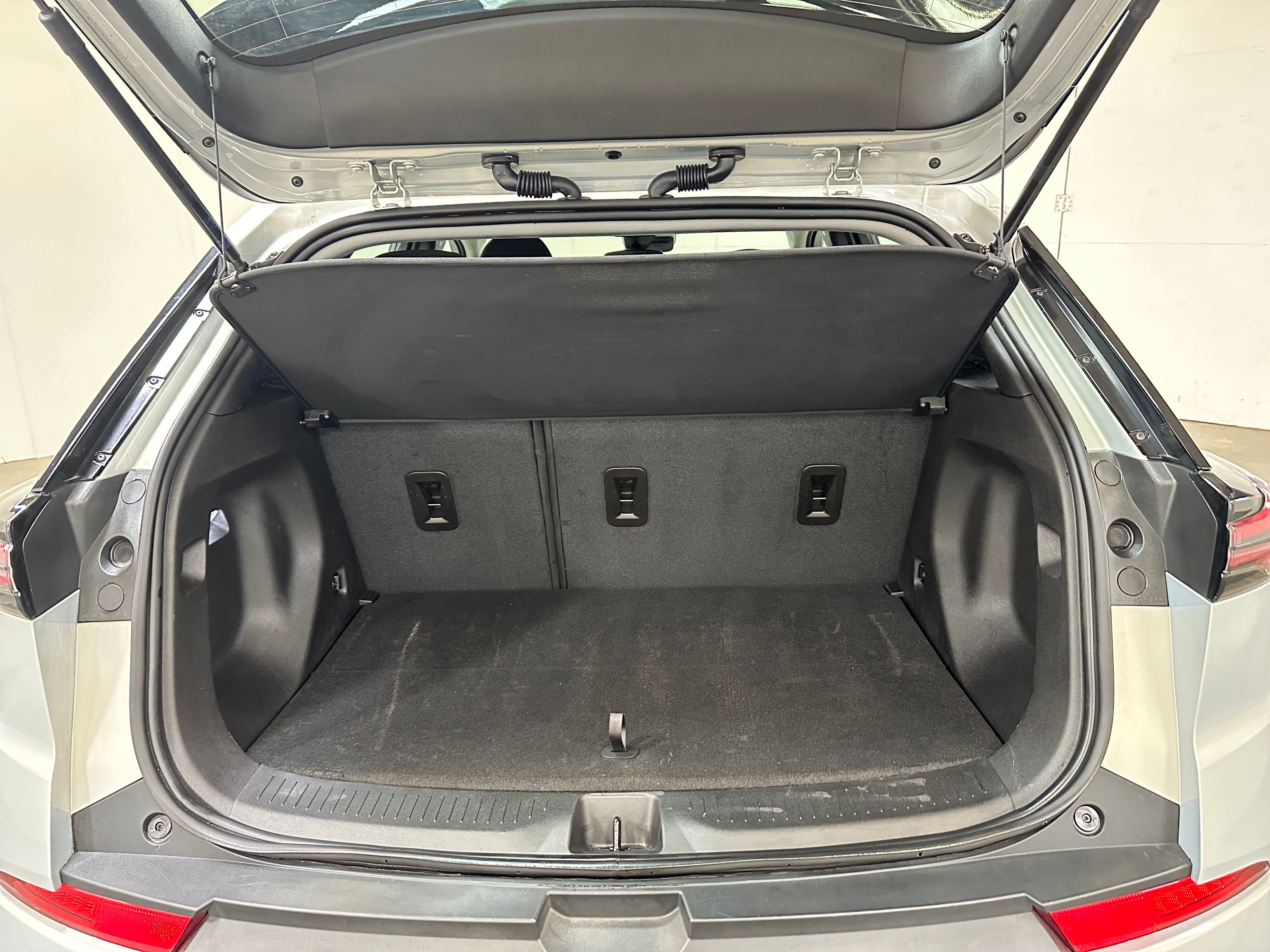 Thumbnail: 2023 Chevrolet Bolt EUV - 6