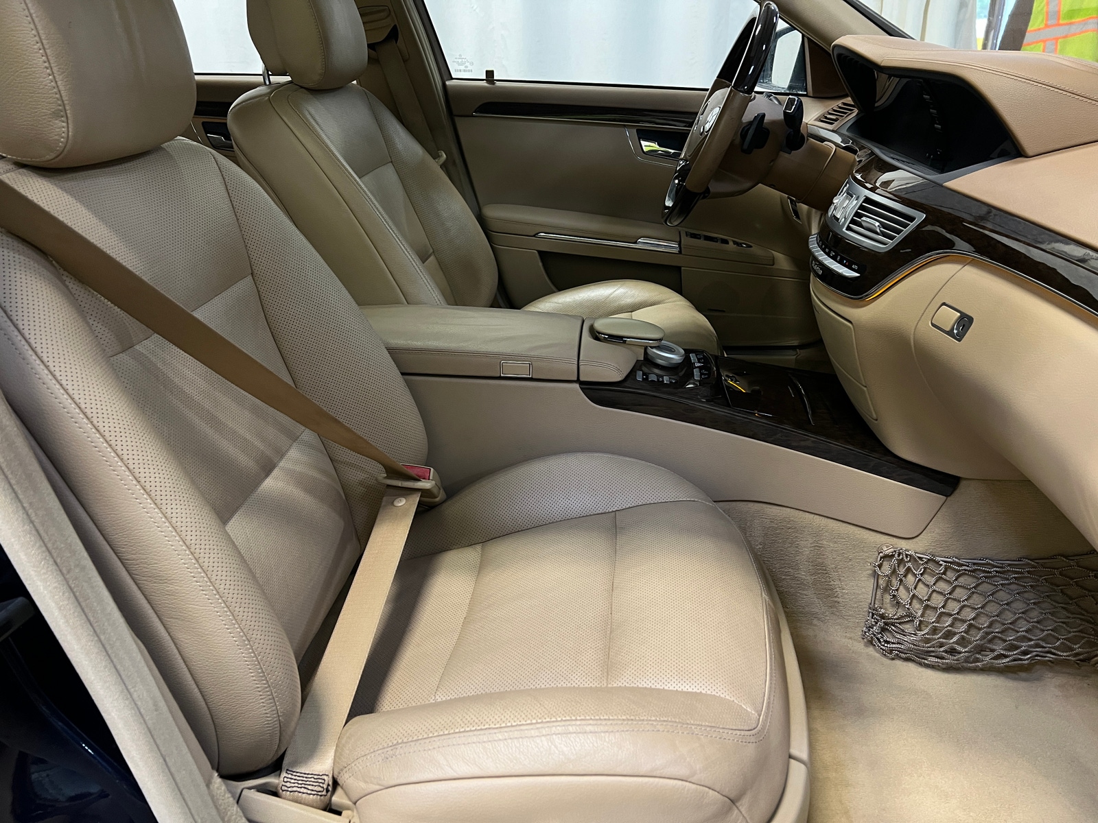 Thumbnail: 2012 Mercedes-Benz S-Class - 2