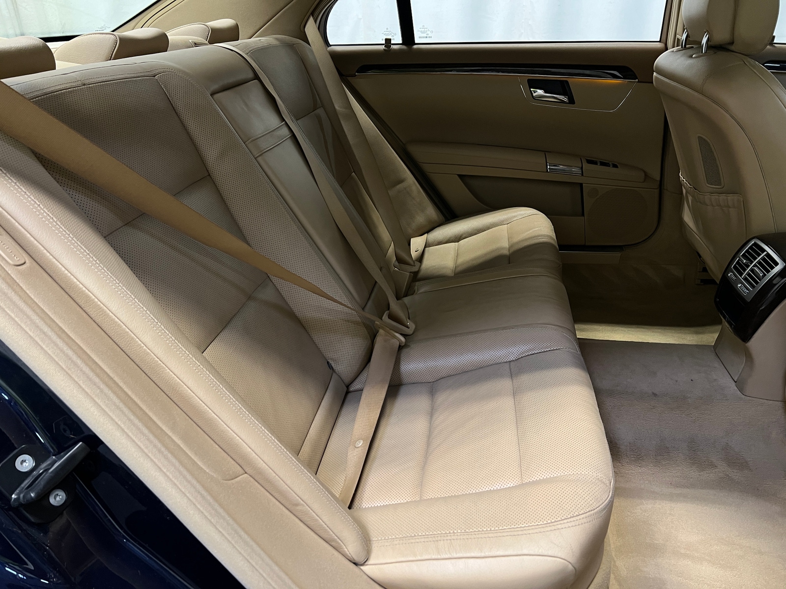 Thumbnail: 2012 Mercedes-Benz S-Class - 6
