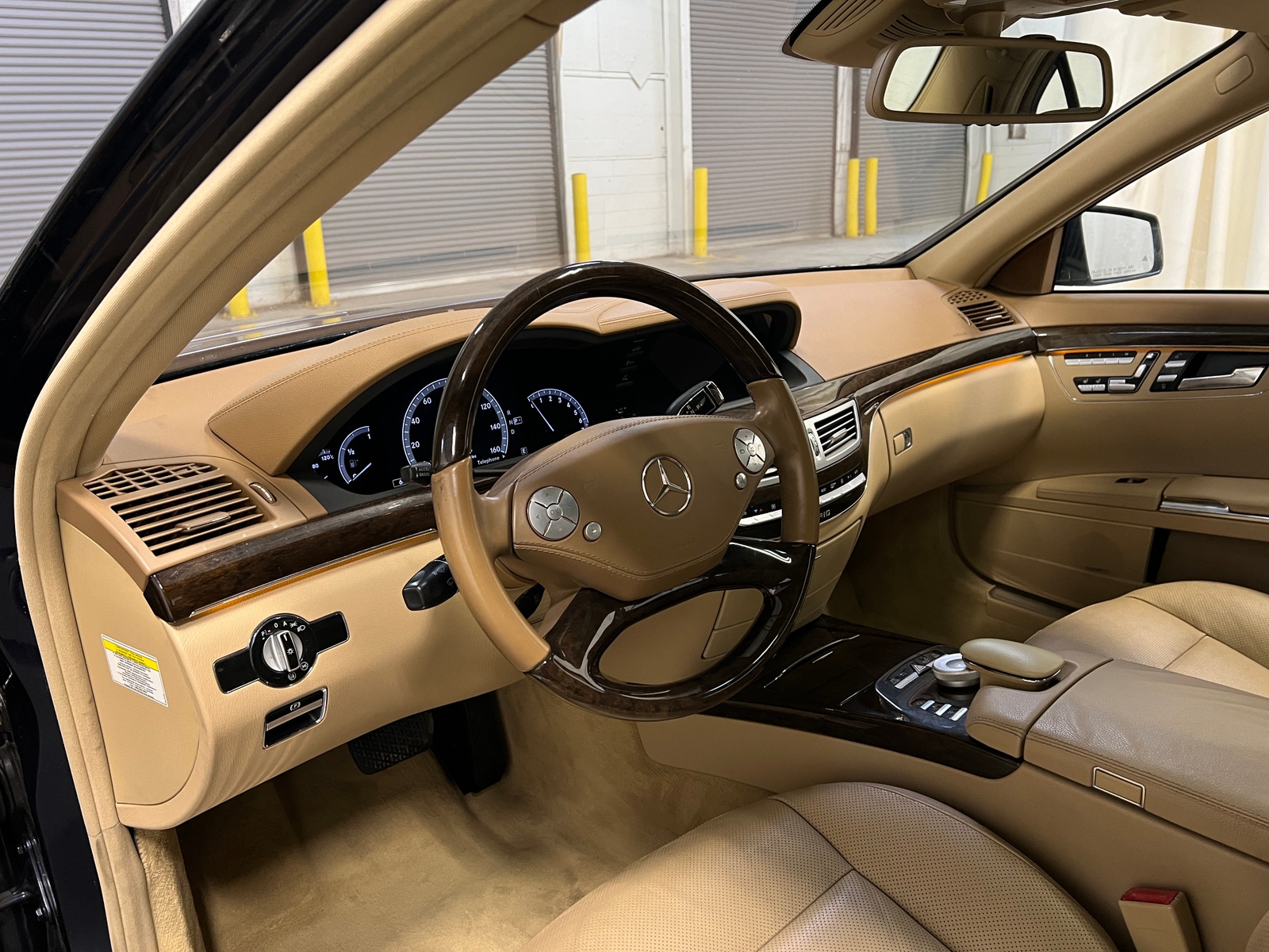 Thumbnail: 2012 Mercedes-Benz S-Class - 3