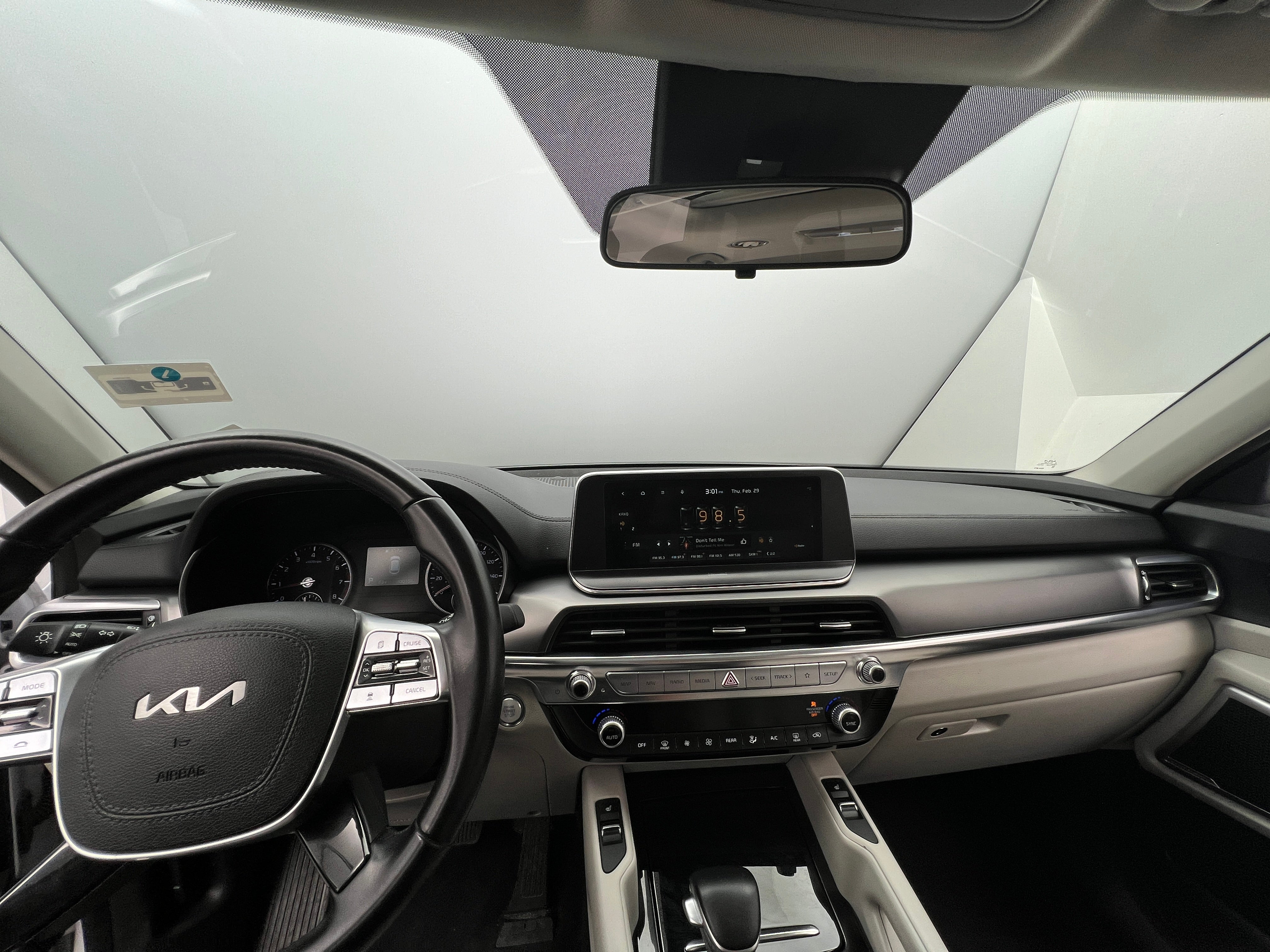 Thumbnail: 2022 Kia Telluride - 3