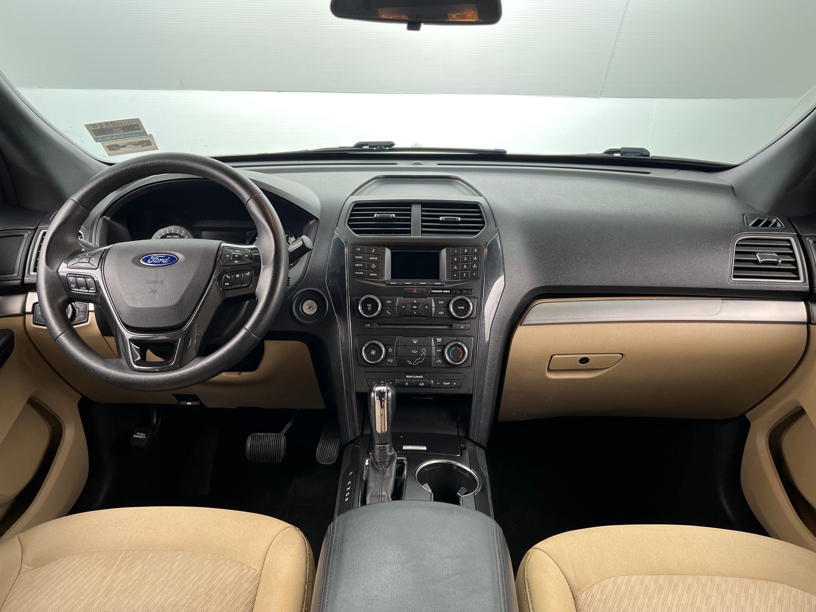 Thumbnail: 2017 Ford Explorer - 3