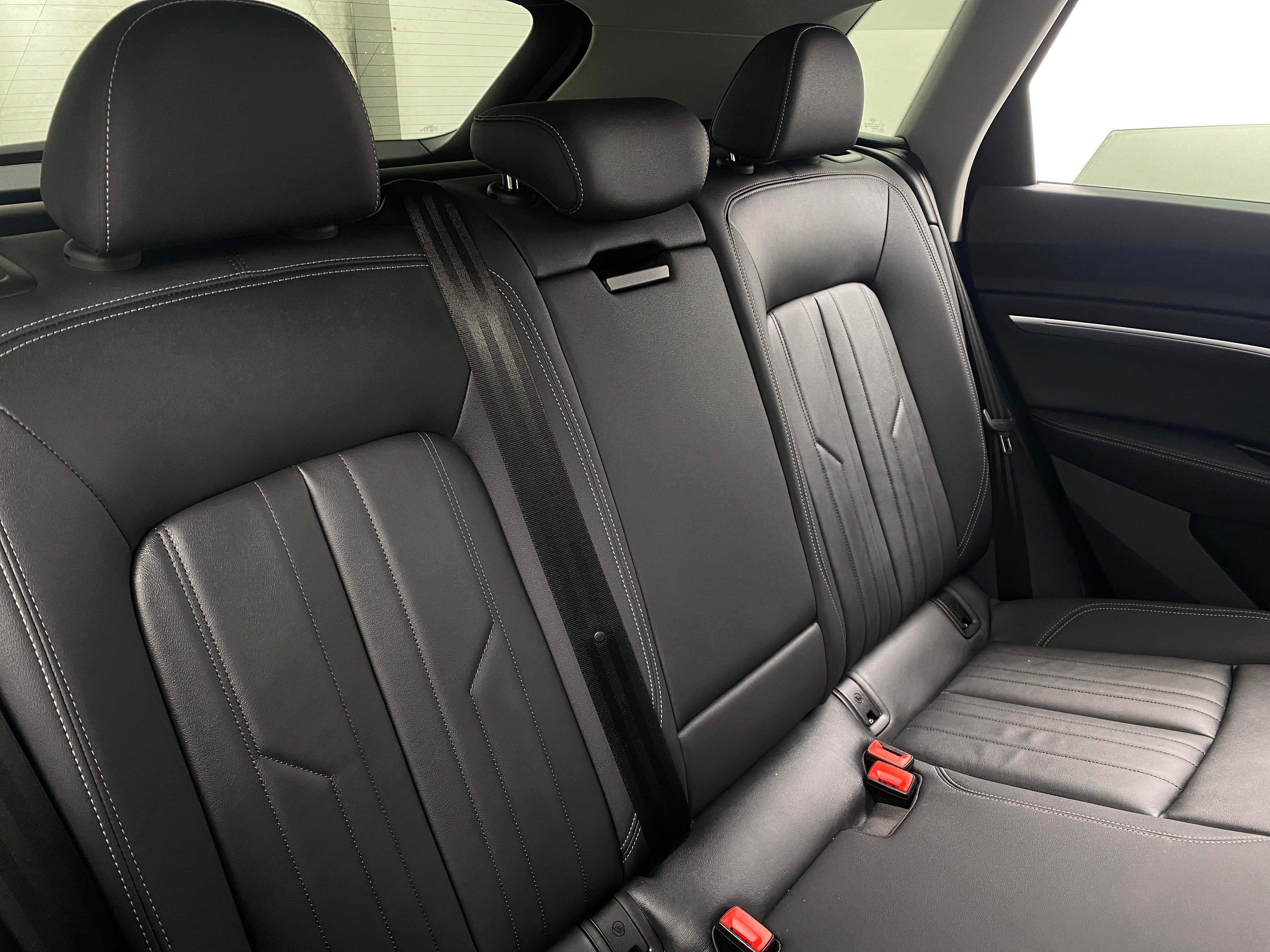 Used 2022 Audi e-tron Premium with VIN WA1AAAGE5NB003426 for sale in Auburn, WA