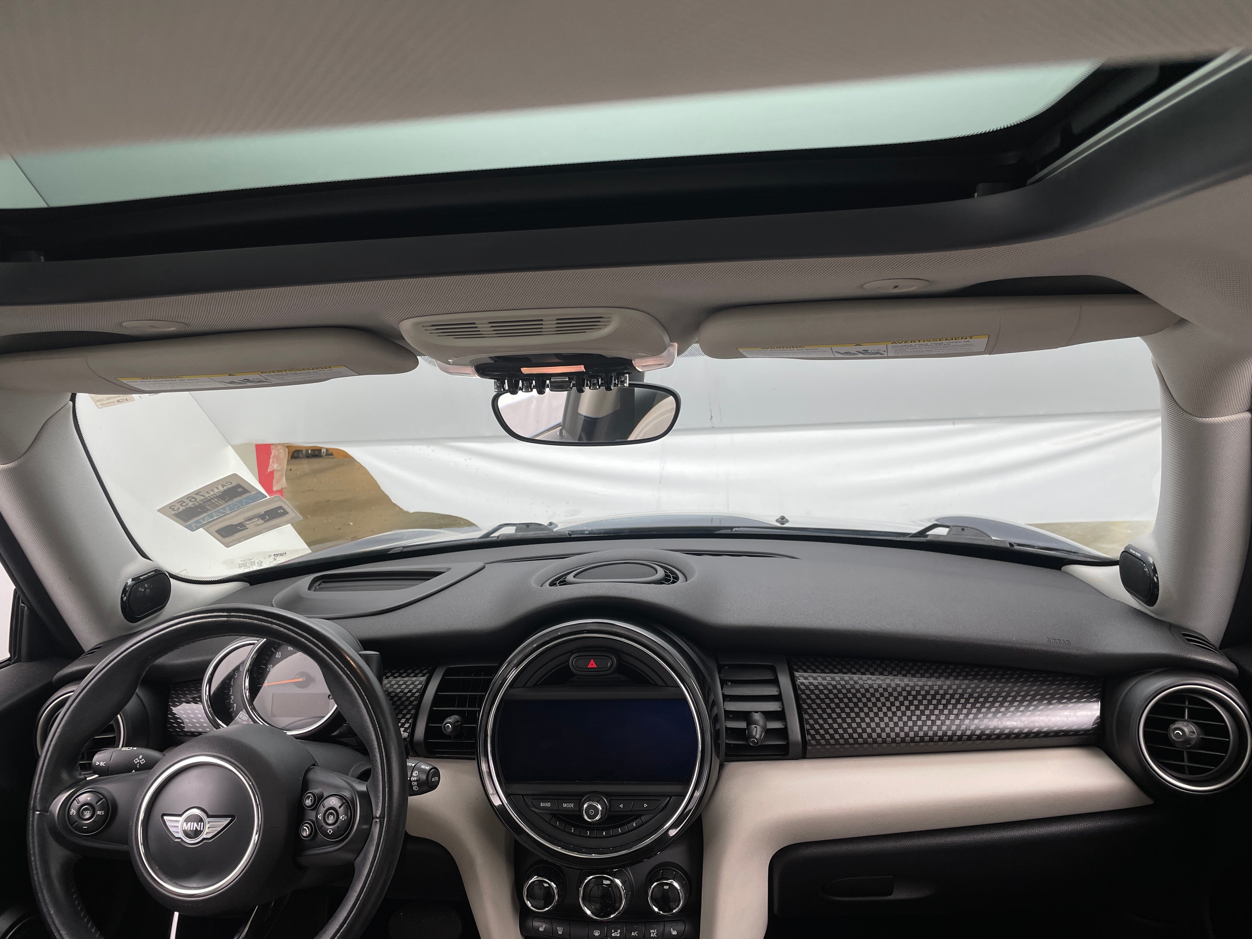 Thumbnail: 2015 MINI Cooper - 3