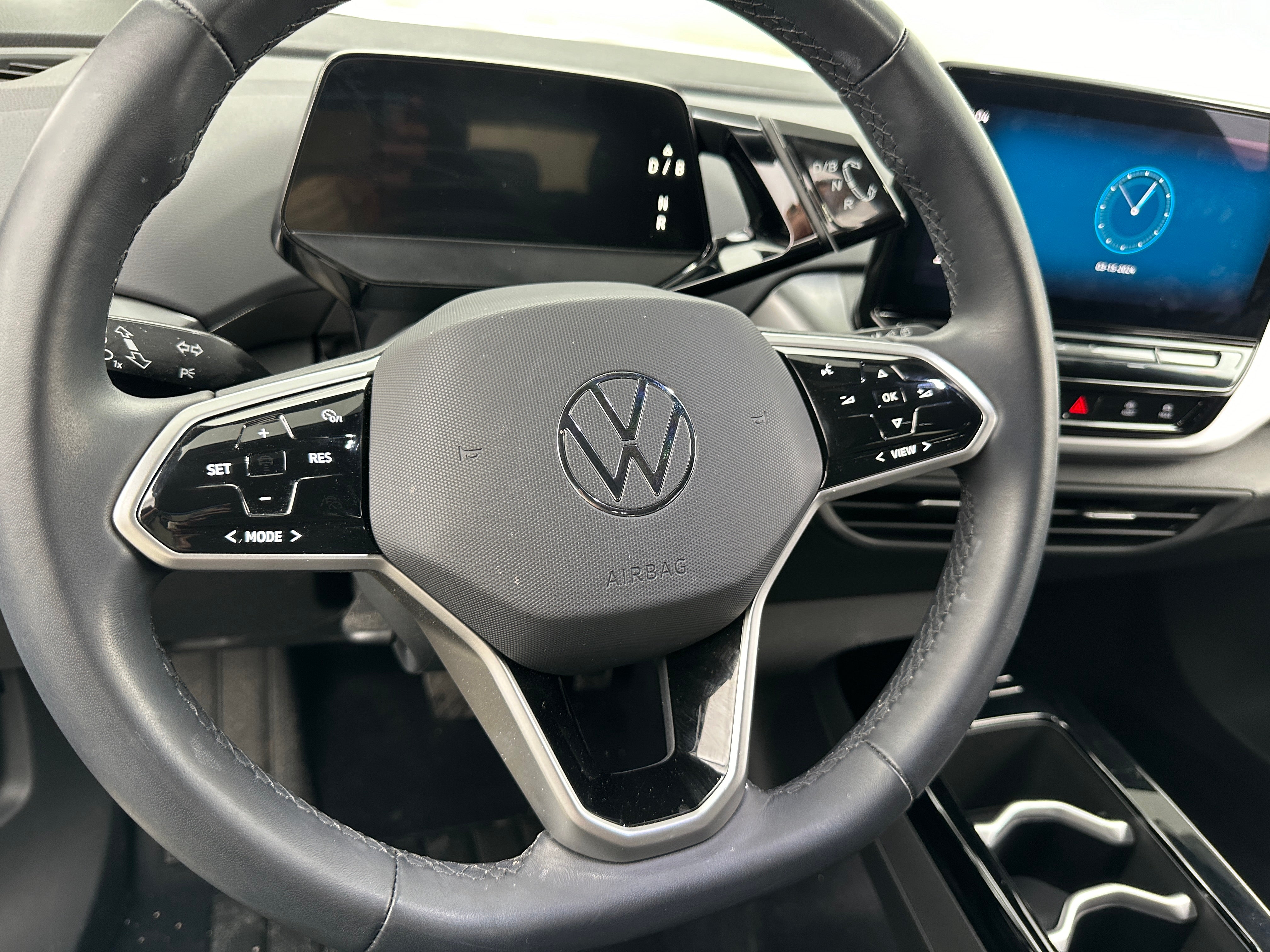 2022 Volkswagen ID.4 Pro 5
