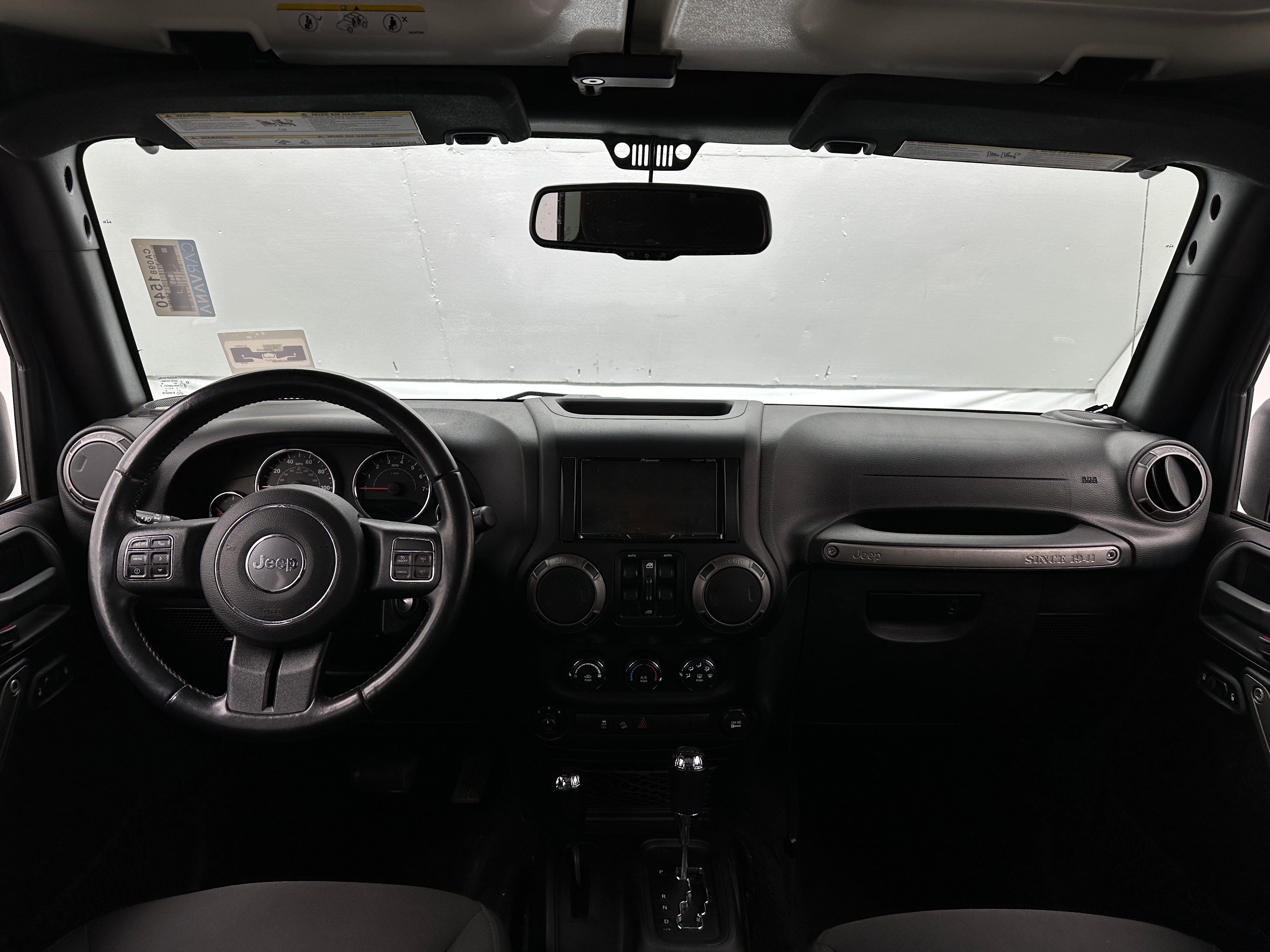 Thumbnail: 2016 Jeep Wrangler - 3