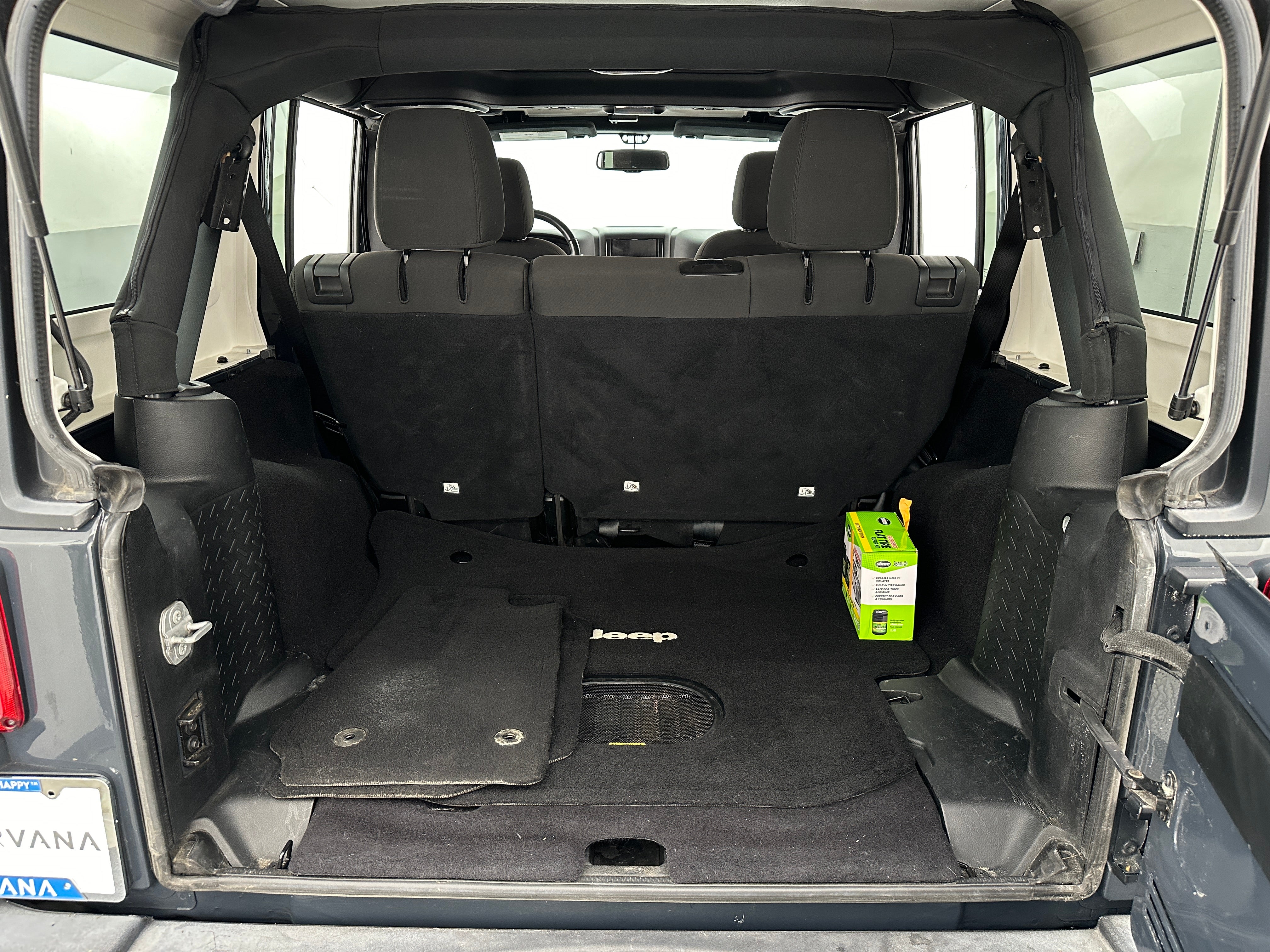 Thumbnail: 2016 Jeep Wrangler - 7