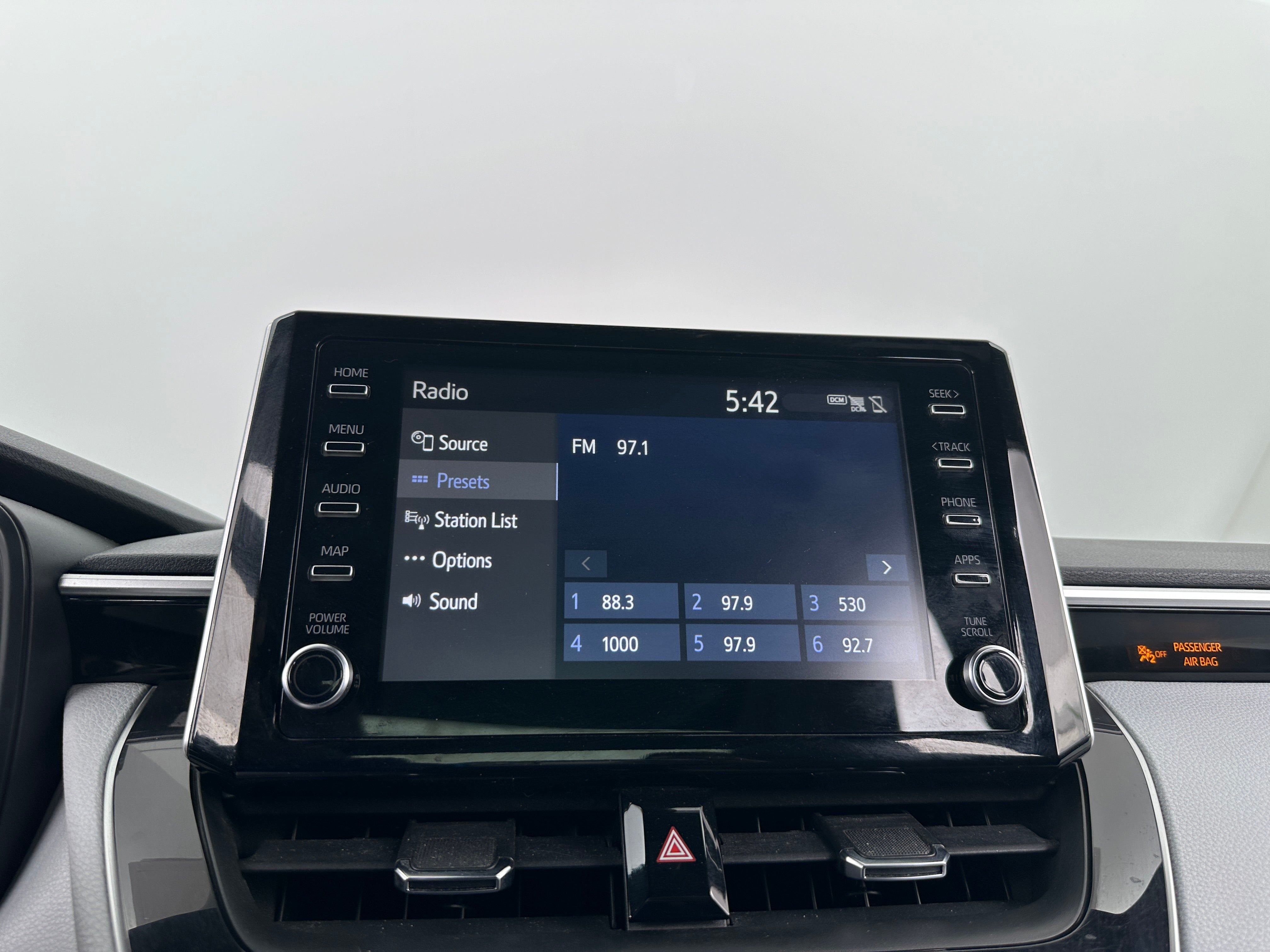 Thumbnail: 2020 Toyota Corolla - 4