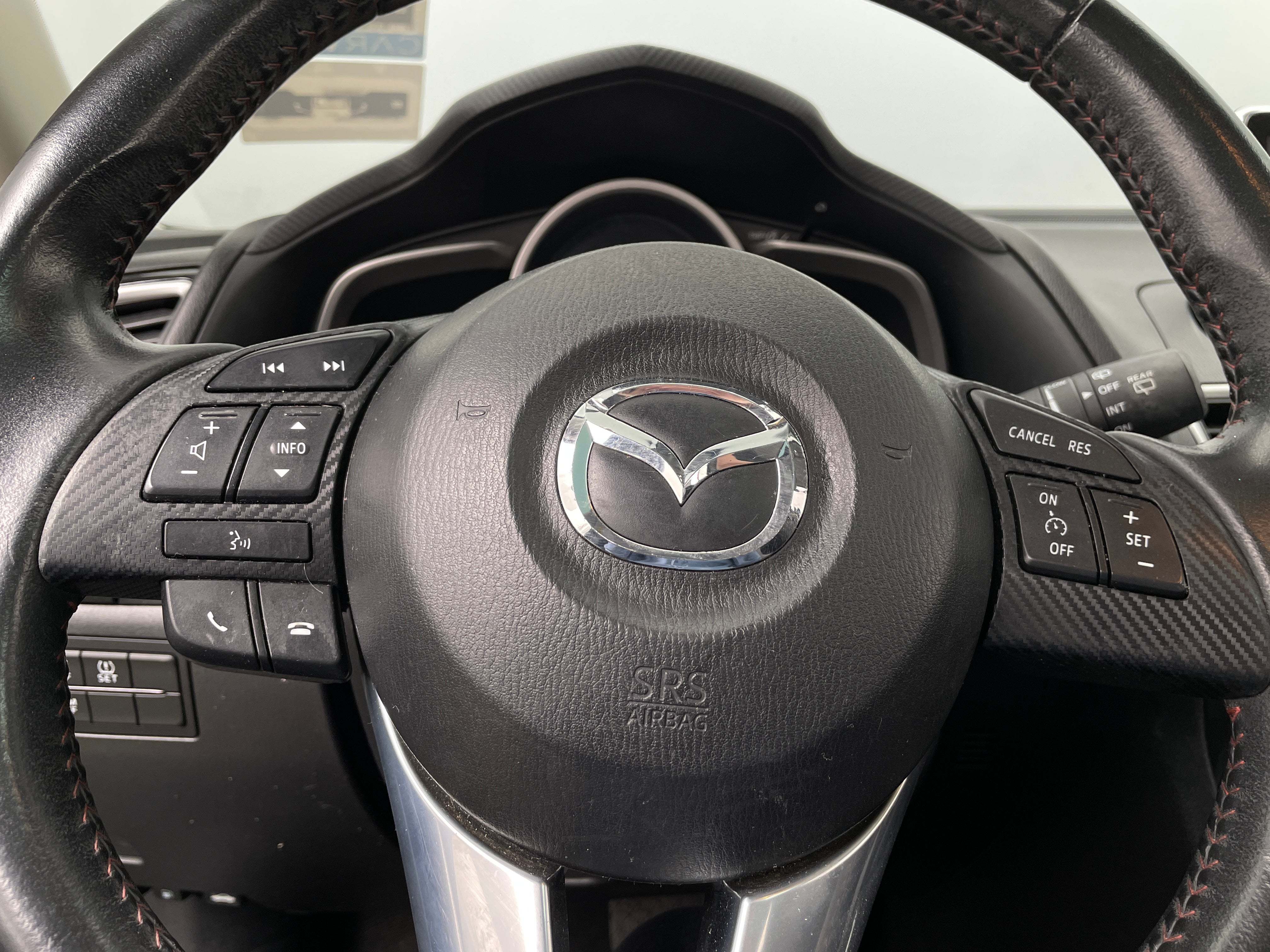 2015 Mazda Mazda3 i Touring 5