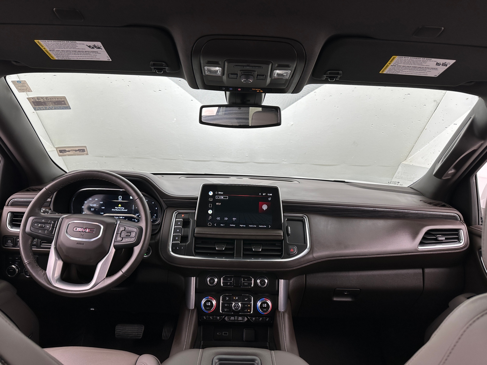 Thumbnail: 2022 GMC Yukon - 3