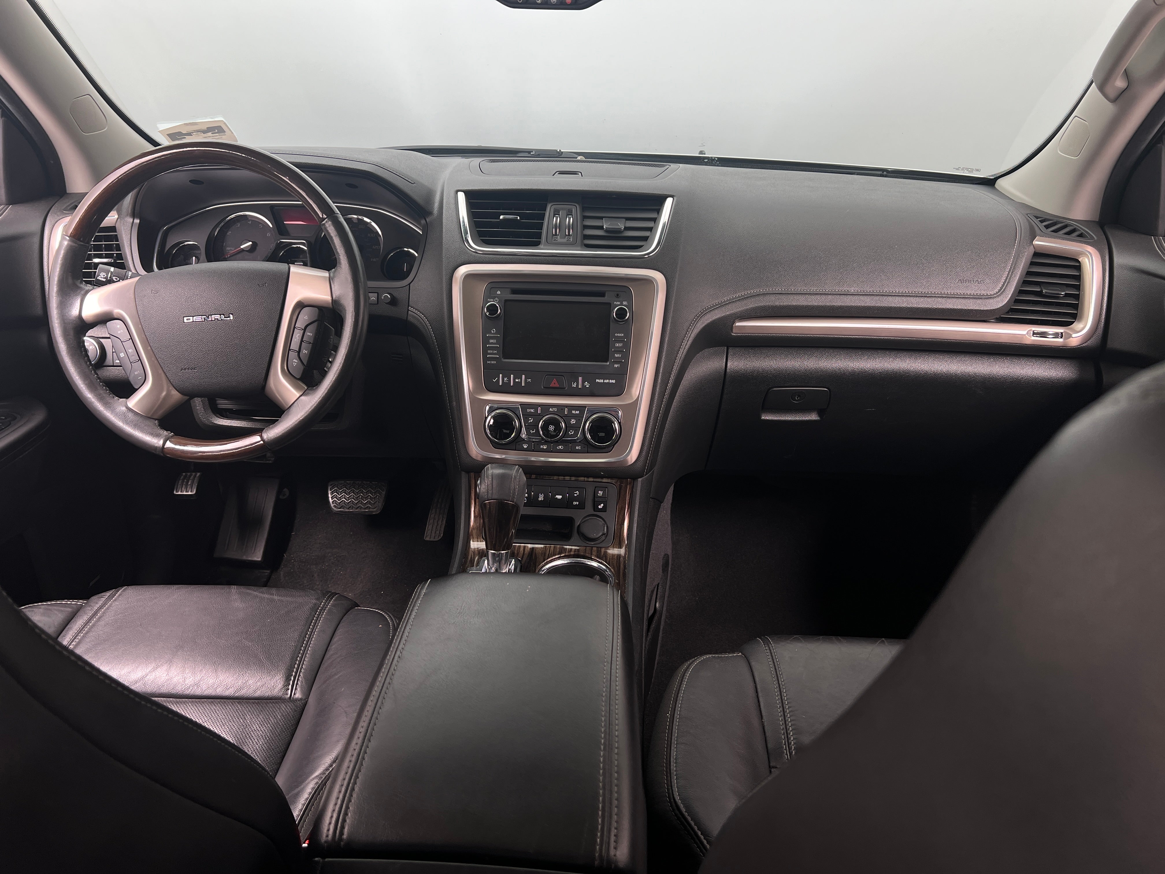 2014 GMC Acadia Denali 3