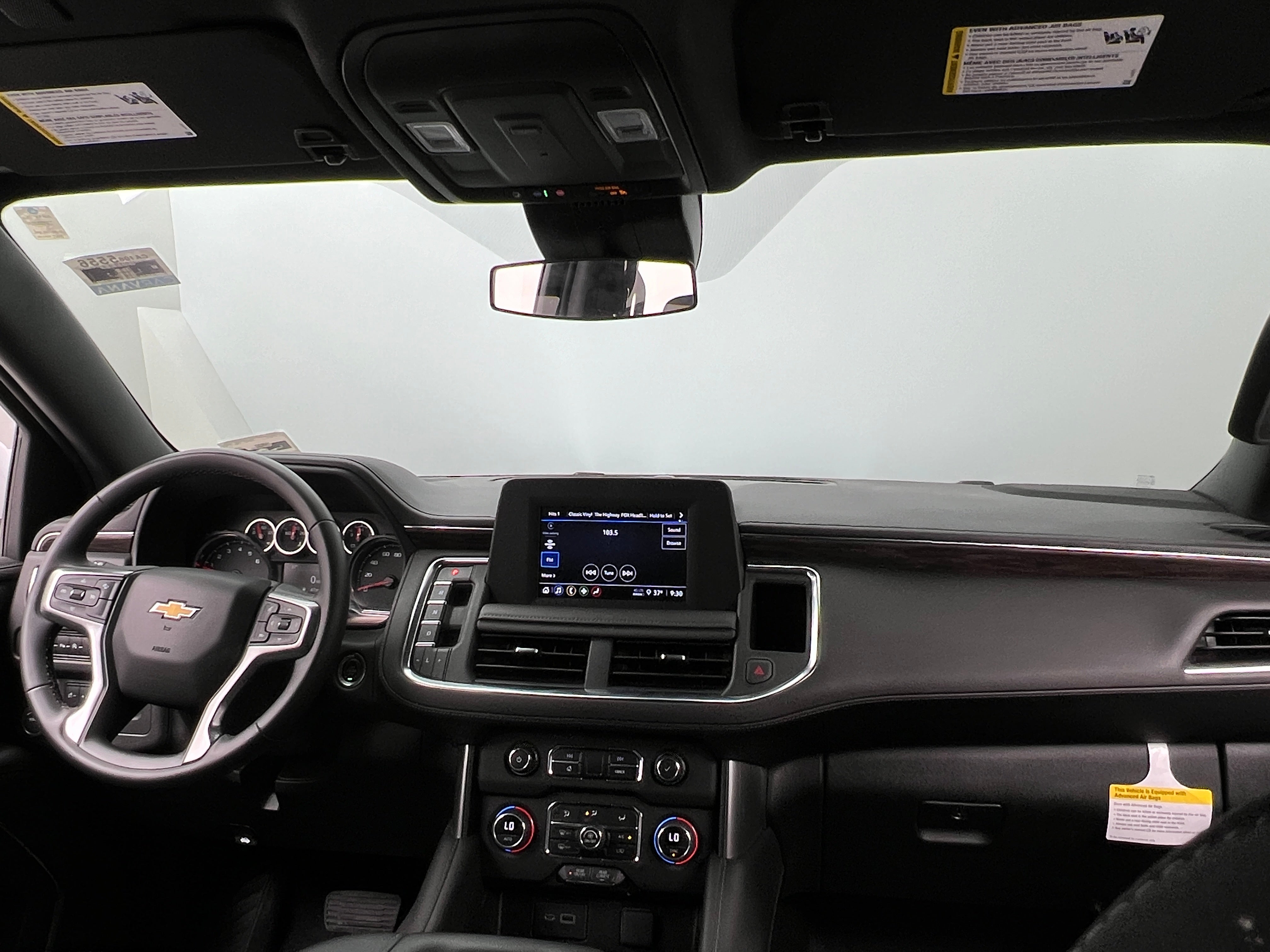 2023 Chevrolet Tahoe LS 3