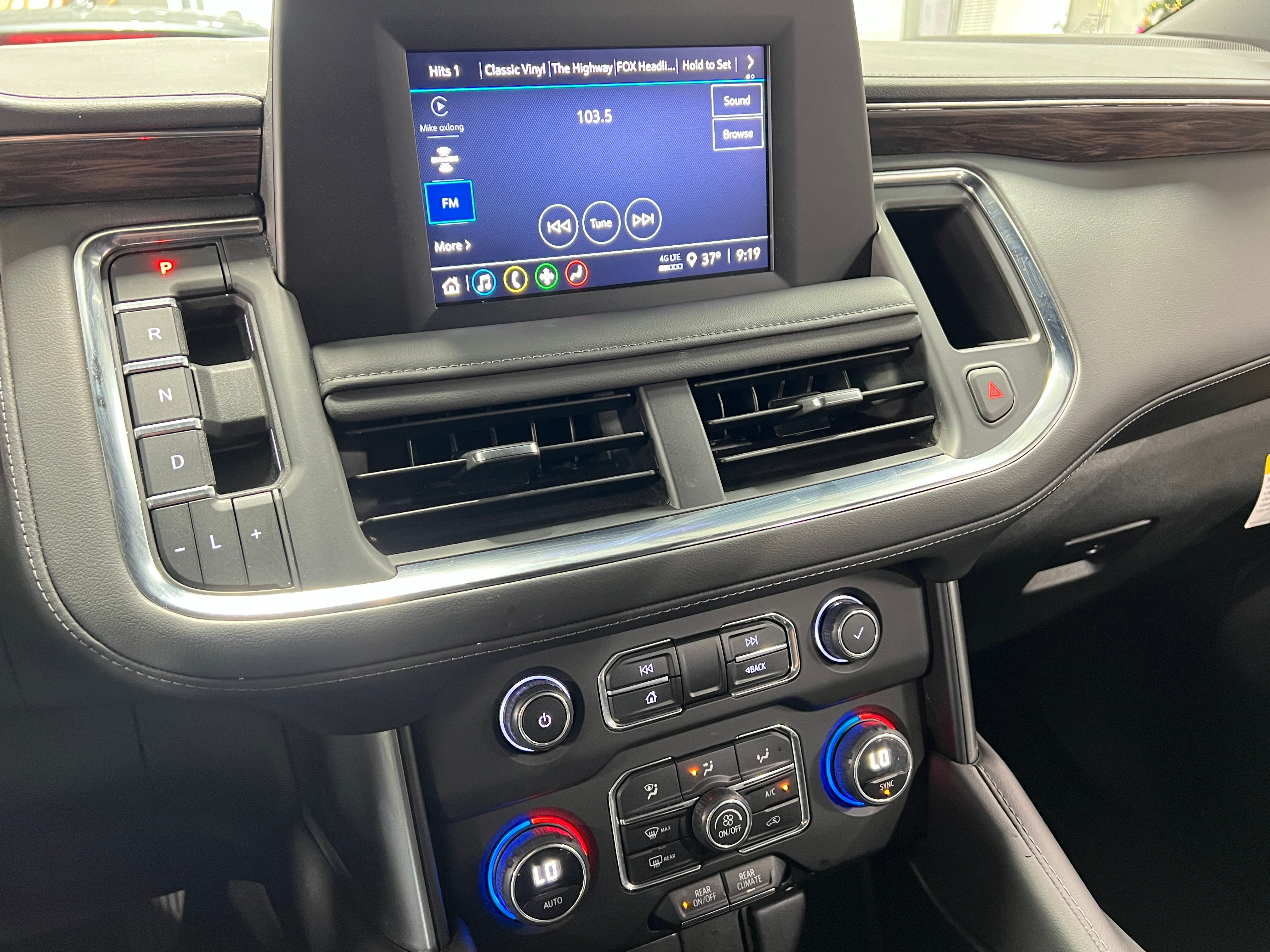 2023 Chevrolet Tahoe LS 4