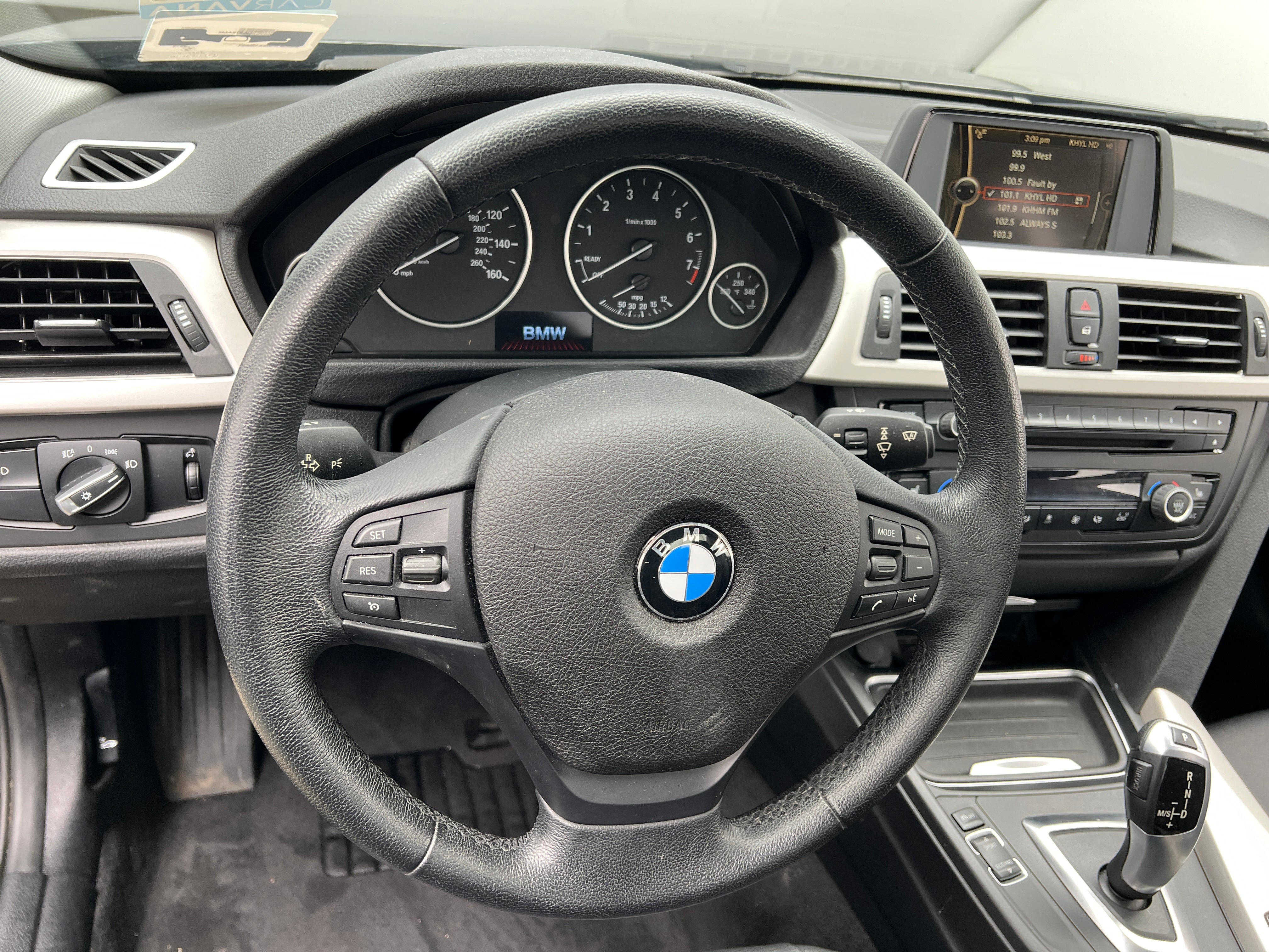 2014 BMW 3 Series 320i 5