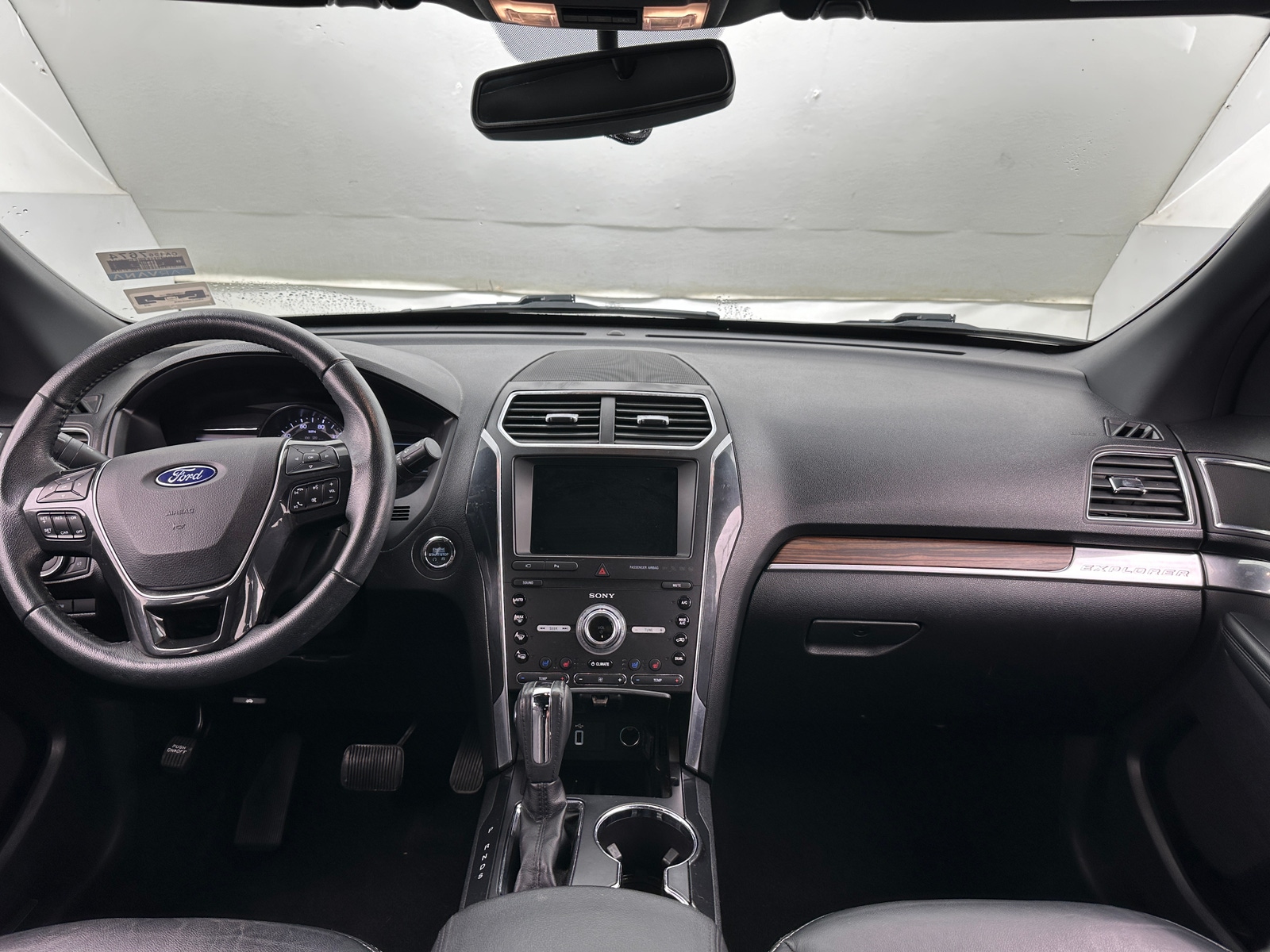 Thumbnail: 2019 Ford Explorer - 3