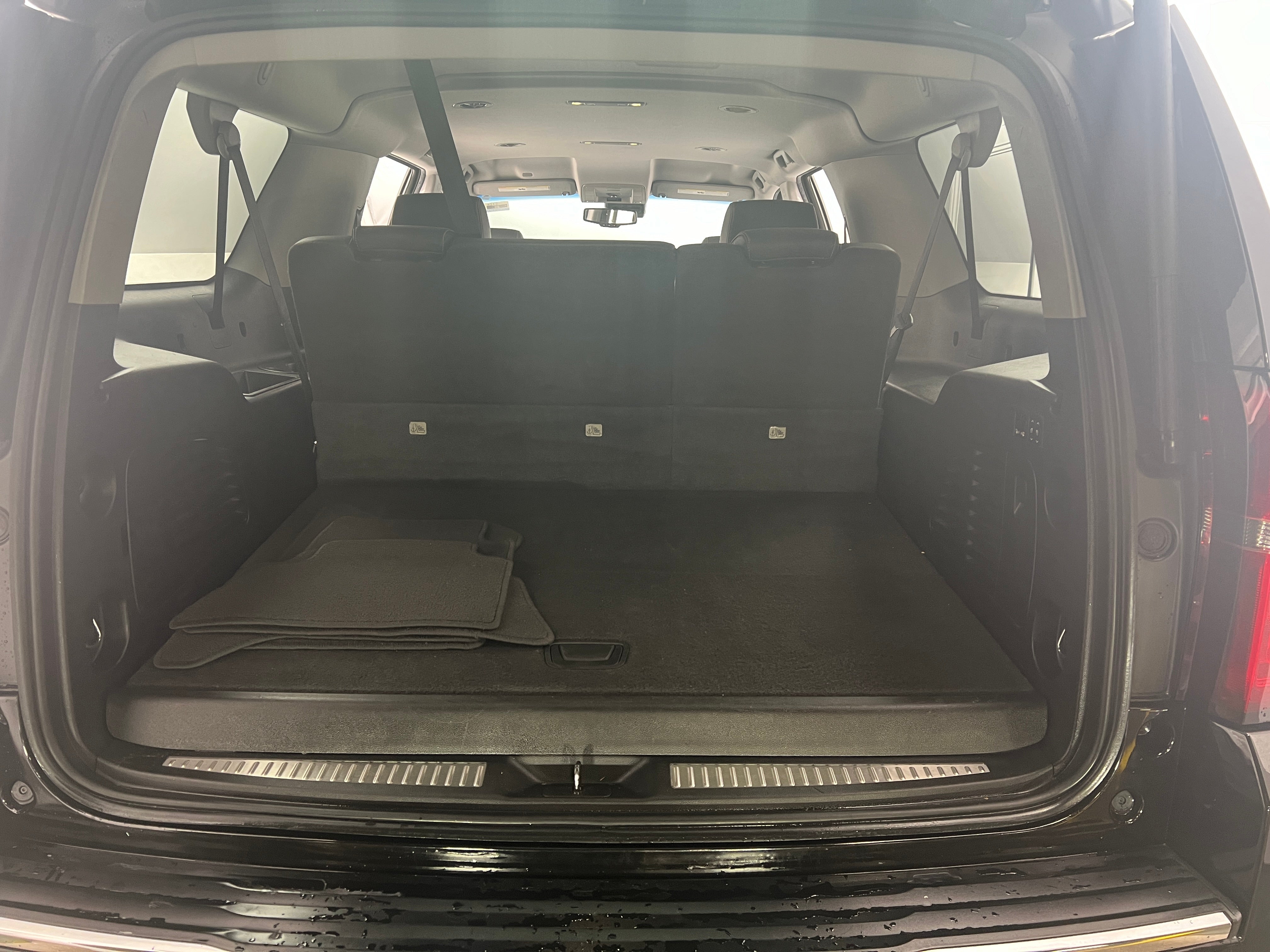 2018 Chevrolet Suburban Premier 6