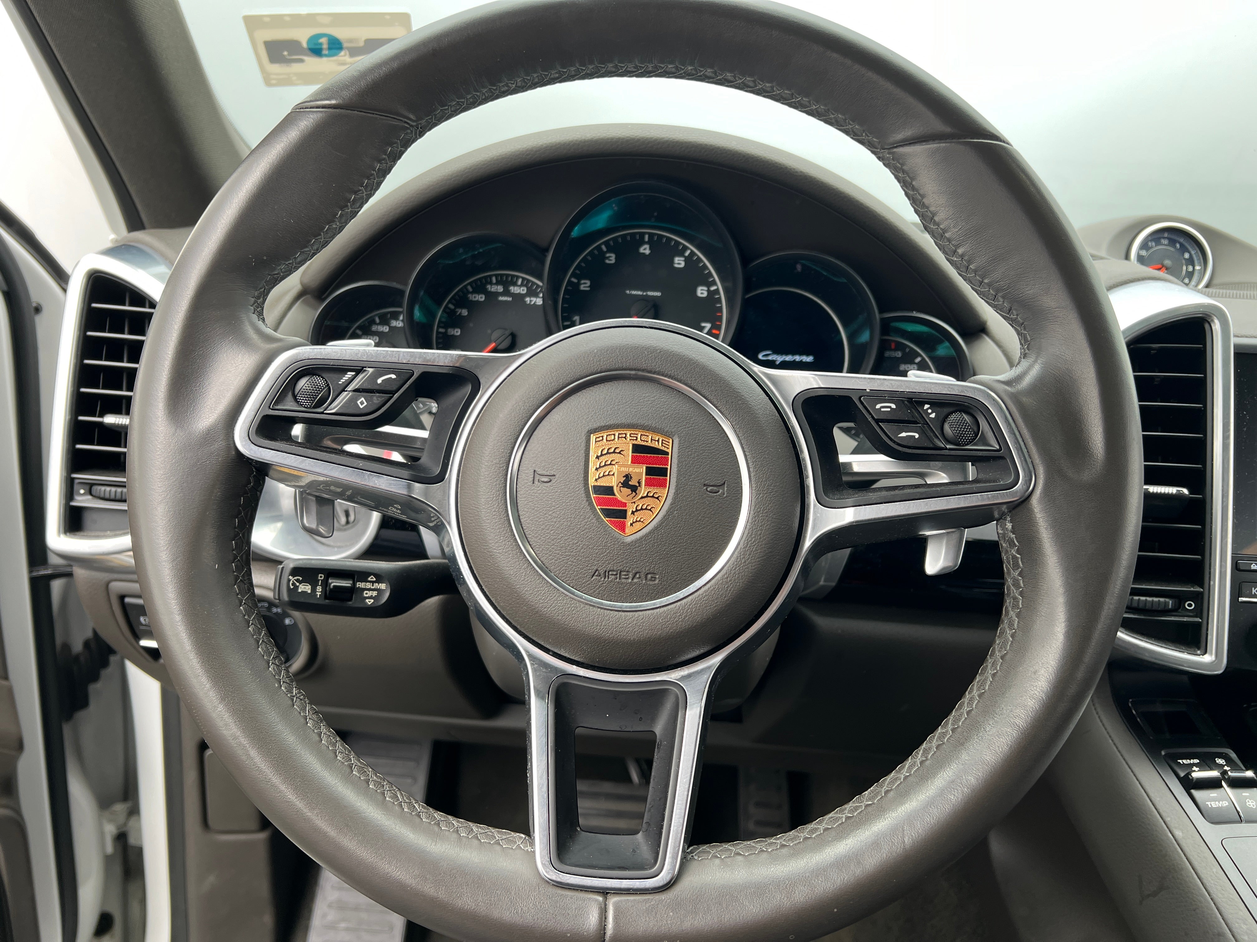 2017 Porsche Cayenne Base 5
