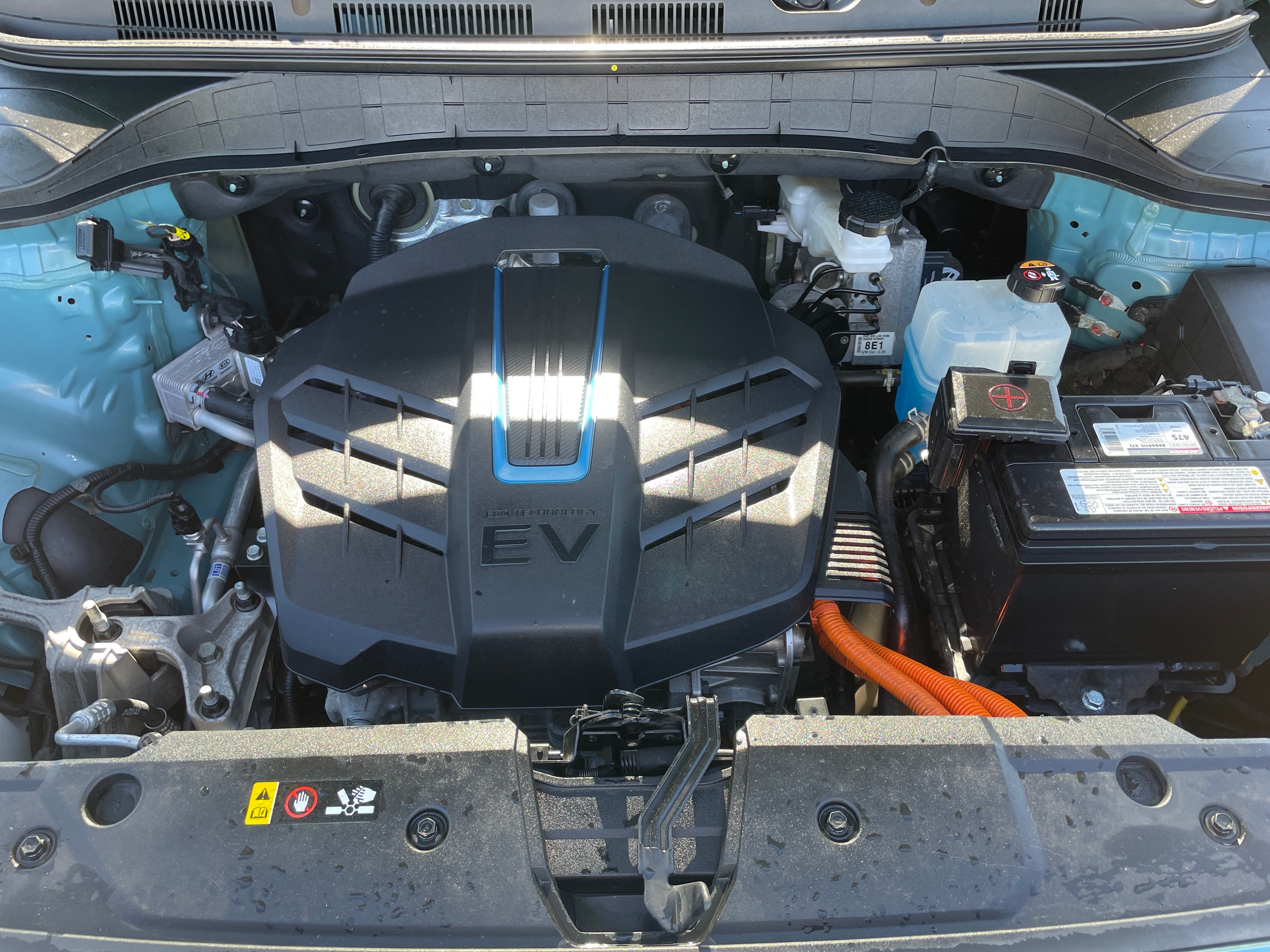 Used 2019 Hyundai Kona EV Ultimate with VIN KM8K53AG8KU051843 for sale in Oak Creek, WI