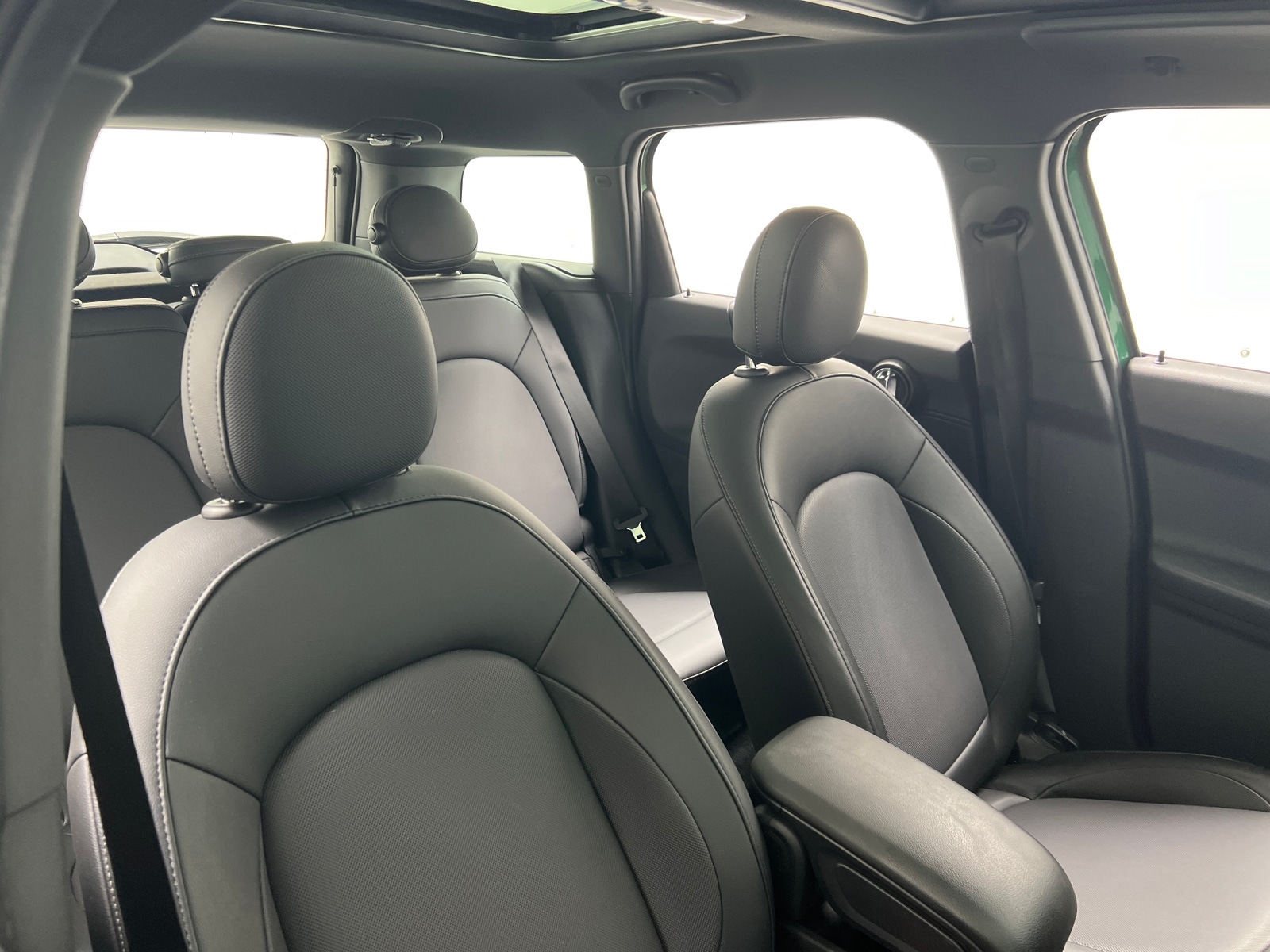 Thumbnail: 2022 MINI Cooper Countryman - 2