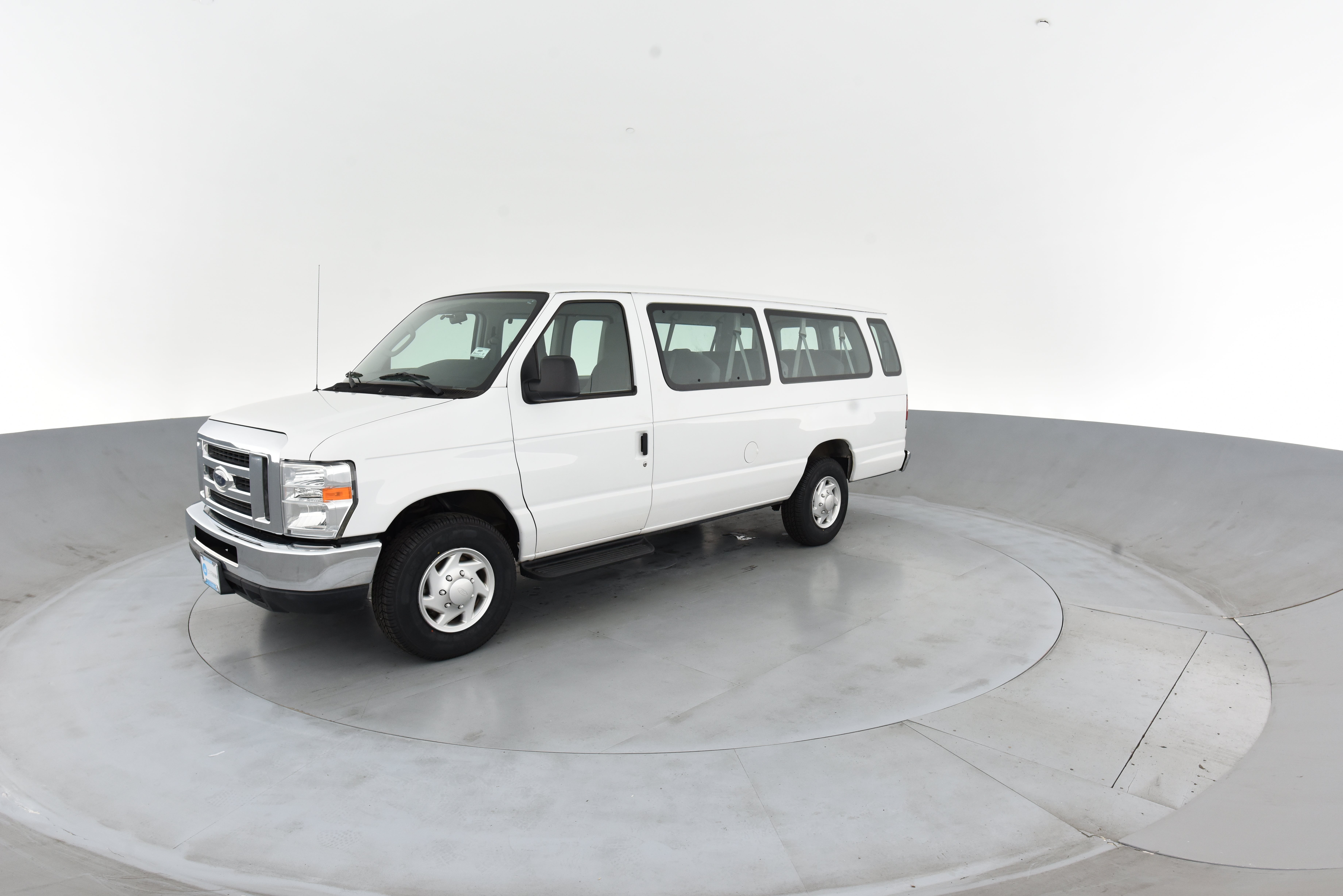 Ford e350 super hot sale duty passenger van