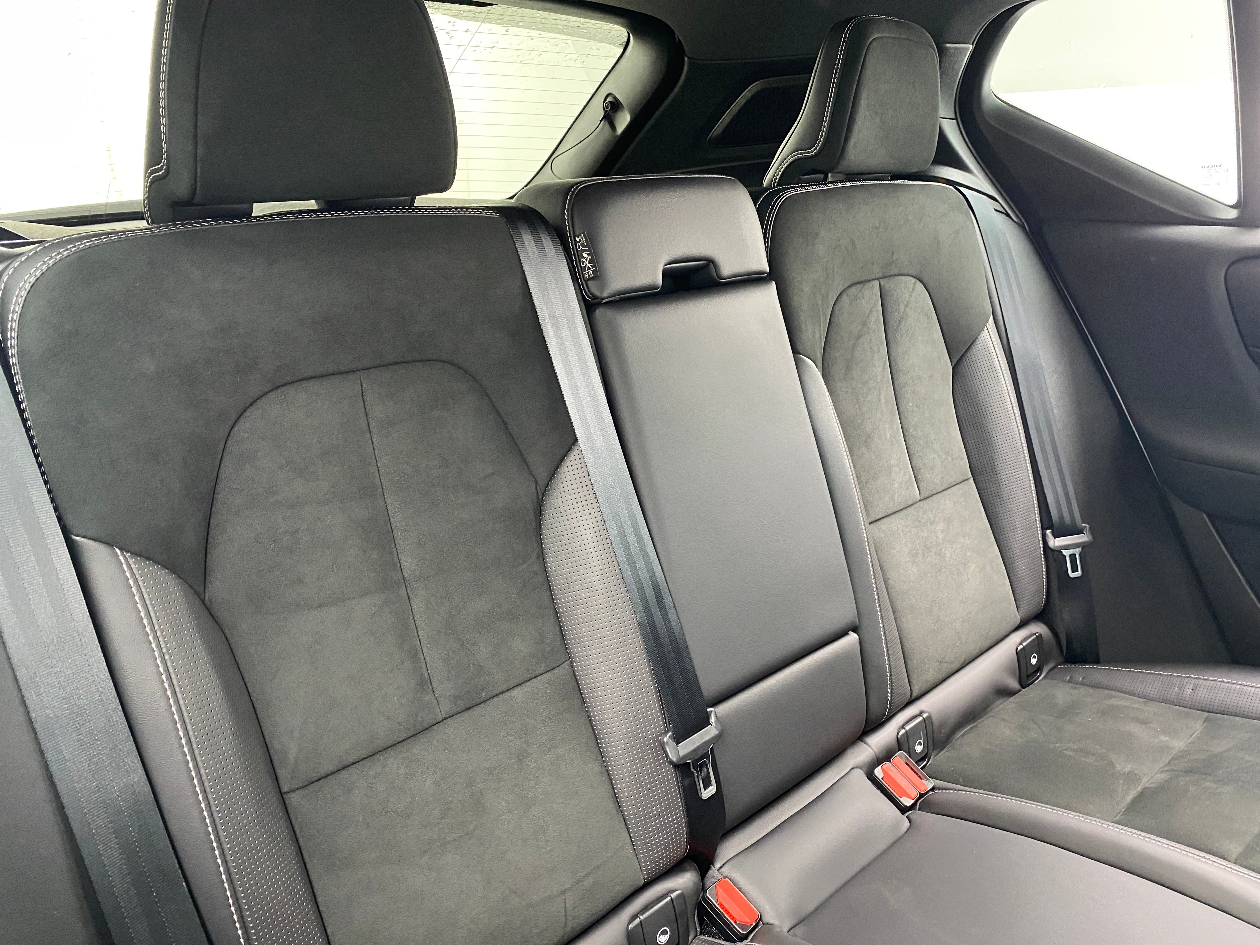 Thumbnail: 2021 Volvo XC40 - 6