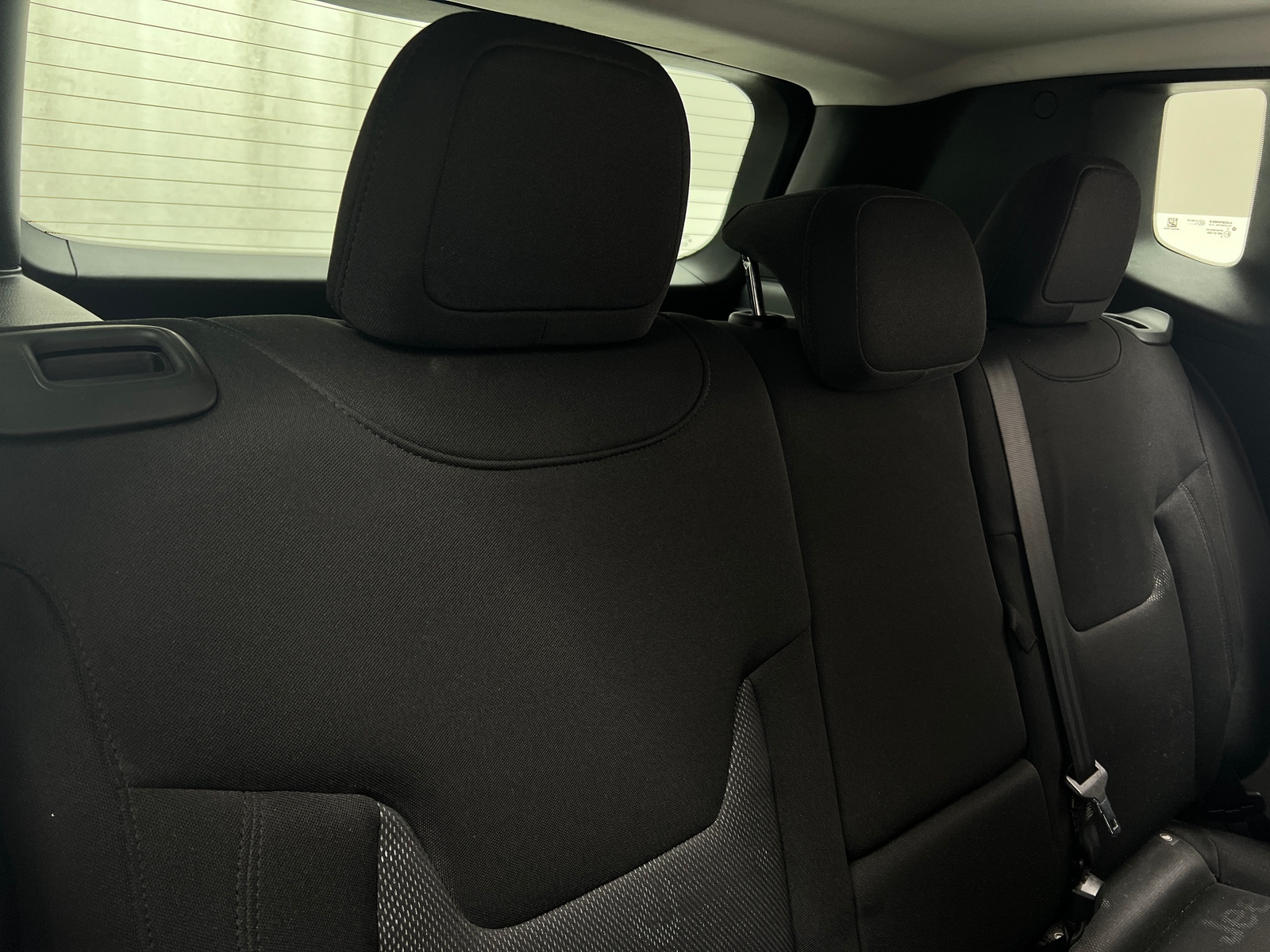 Thumbnail: 2015 Jeep Renegade - 6