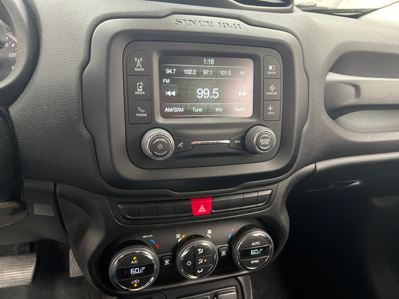 Thumbnail: 2015 Jeep Renegade - 4